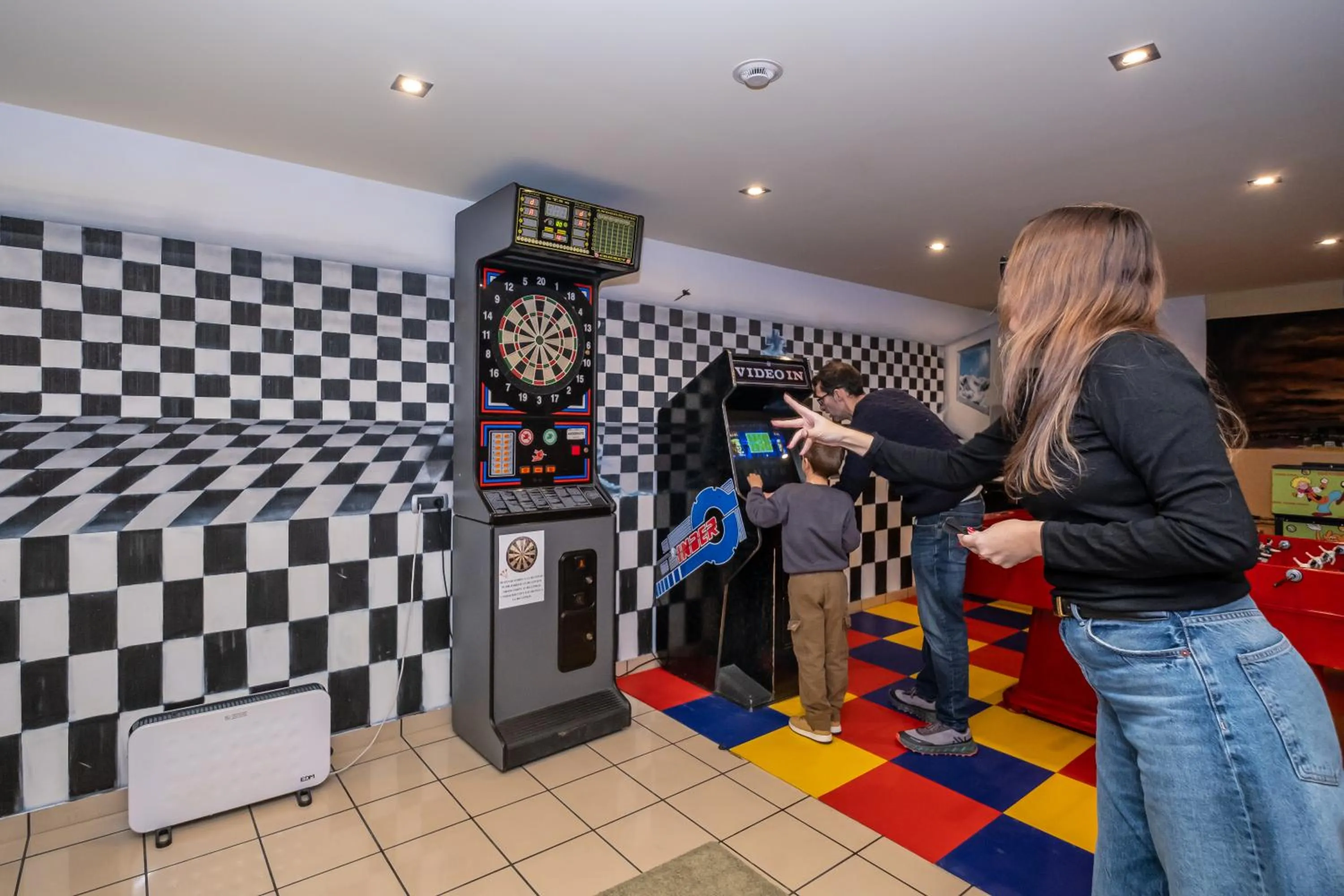 Game Room in Wuau! Hotel Galanthus & Spa