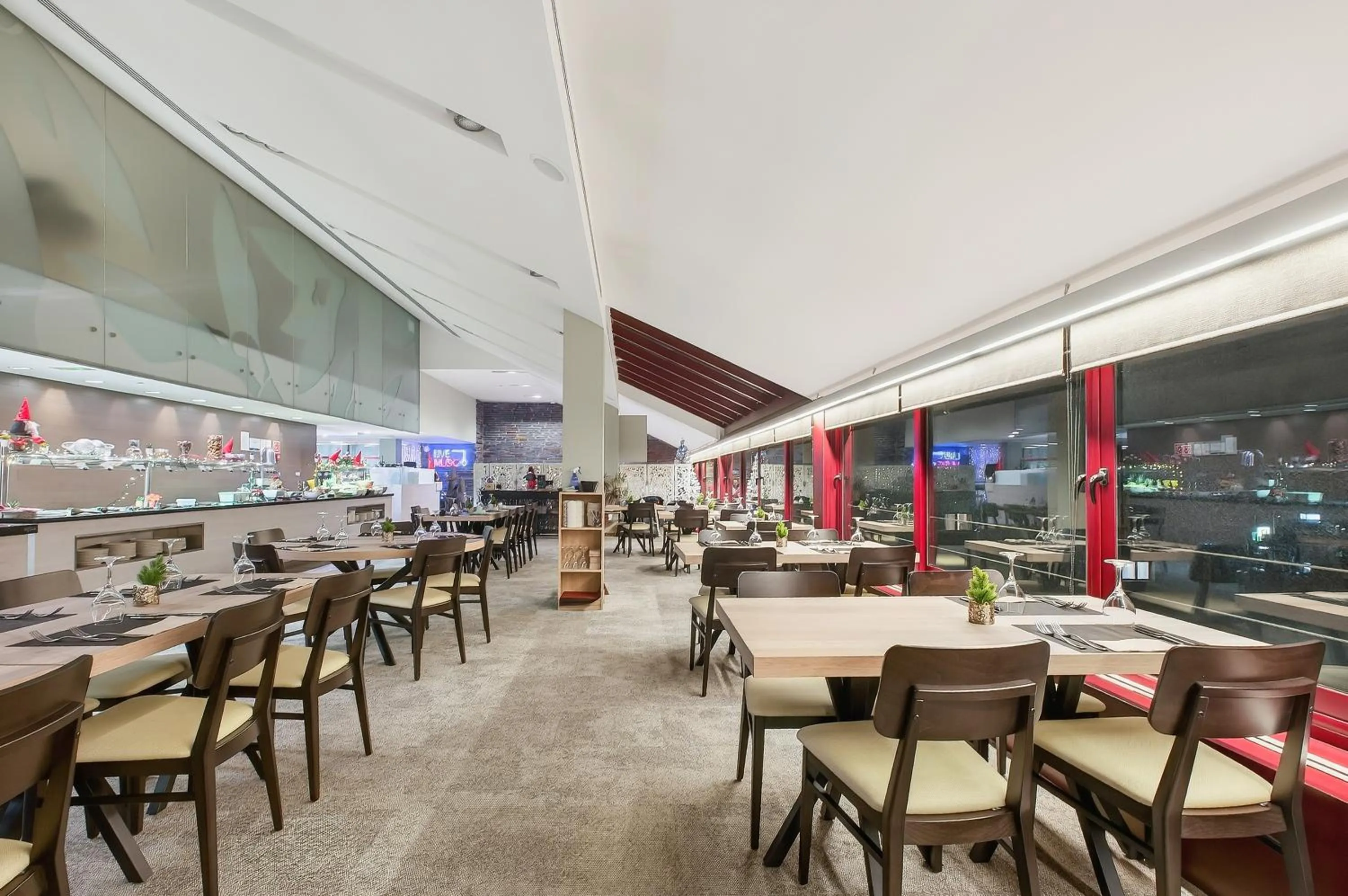 Restaurant/places to eat in Wuau! Hotel Galanthus & Spa