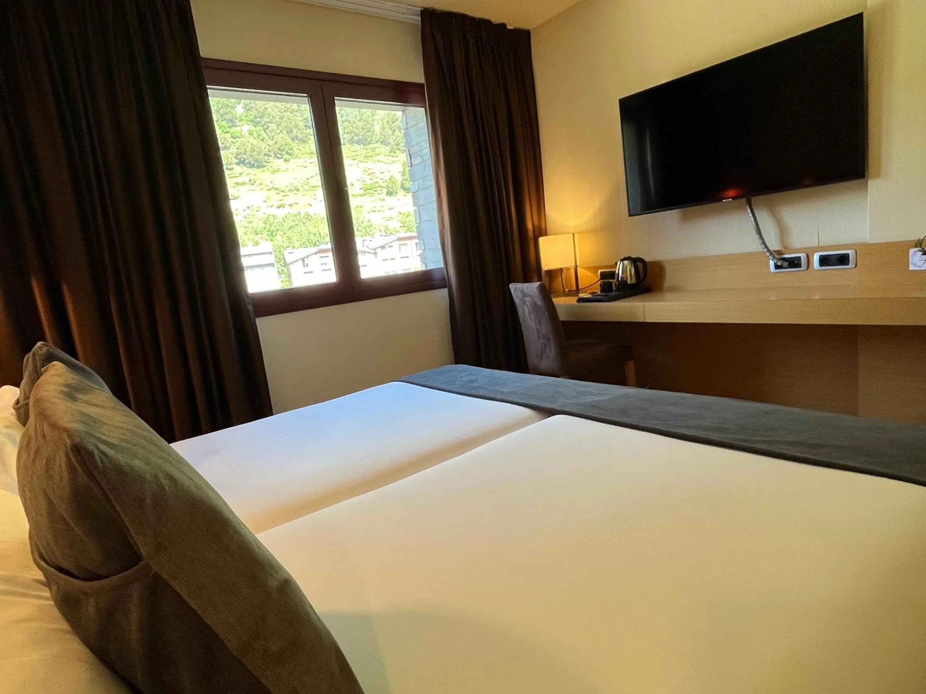 Bed in Wuau! Hotel Galanthus & Spa