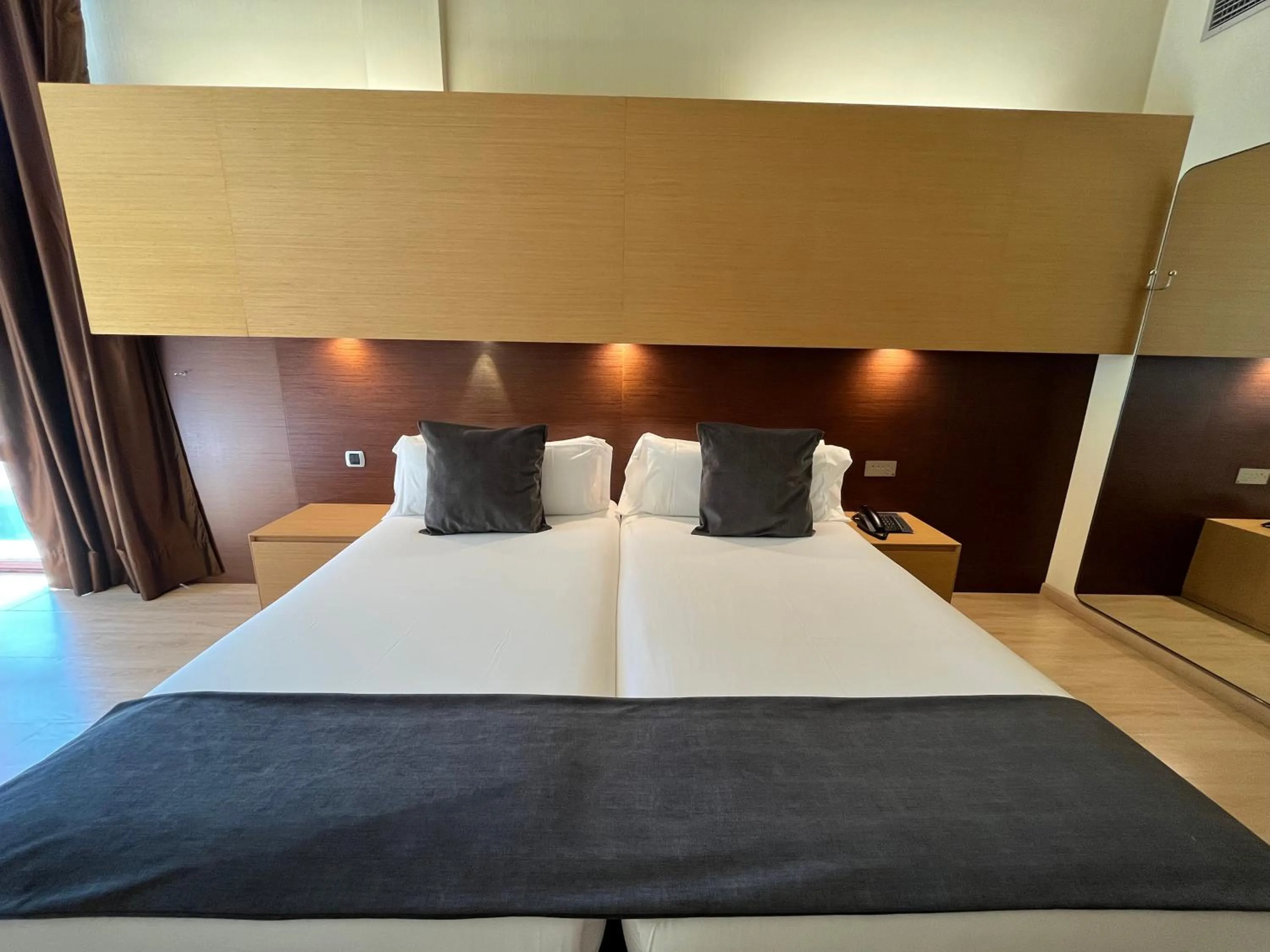 Bed in Wuau! Hotel Galanthus & Spa