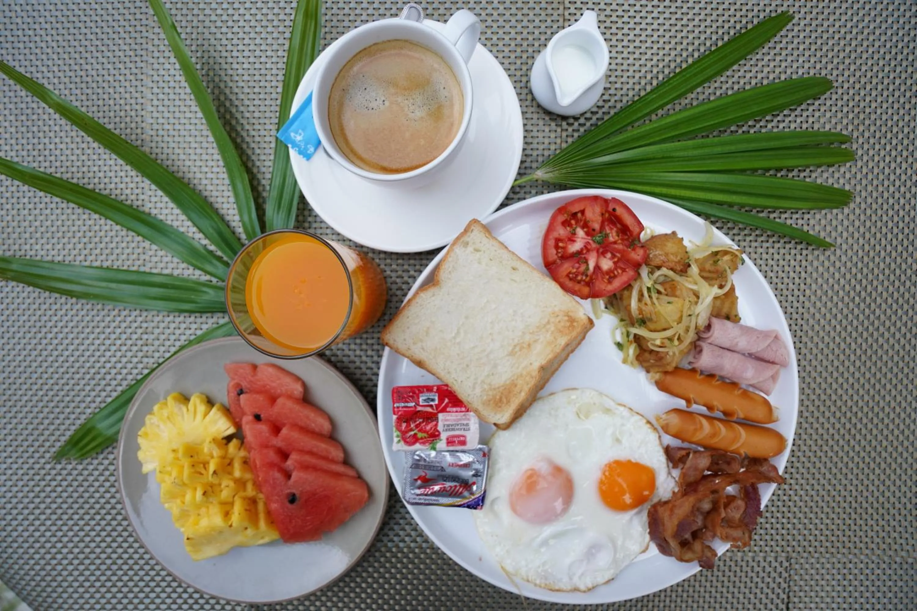 Breakfast in The Lai Thai Luxury Condominiums