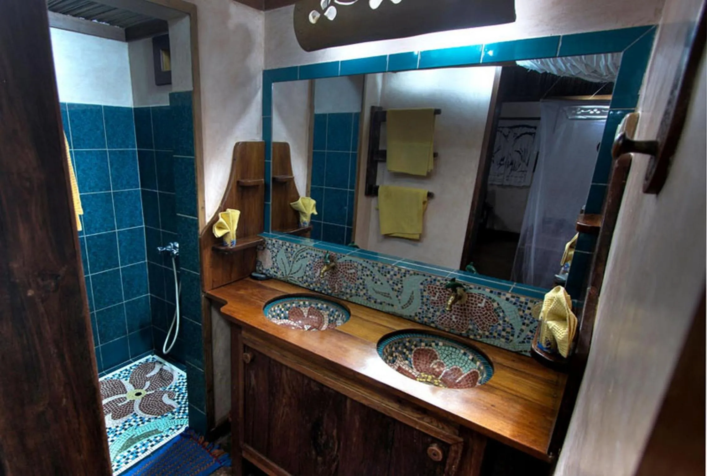 Bathroom in Clair de Lune