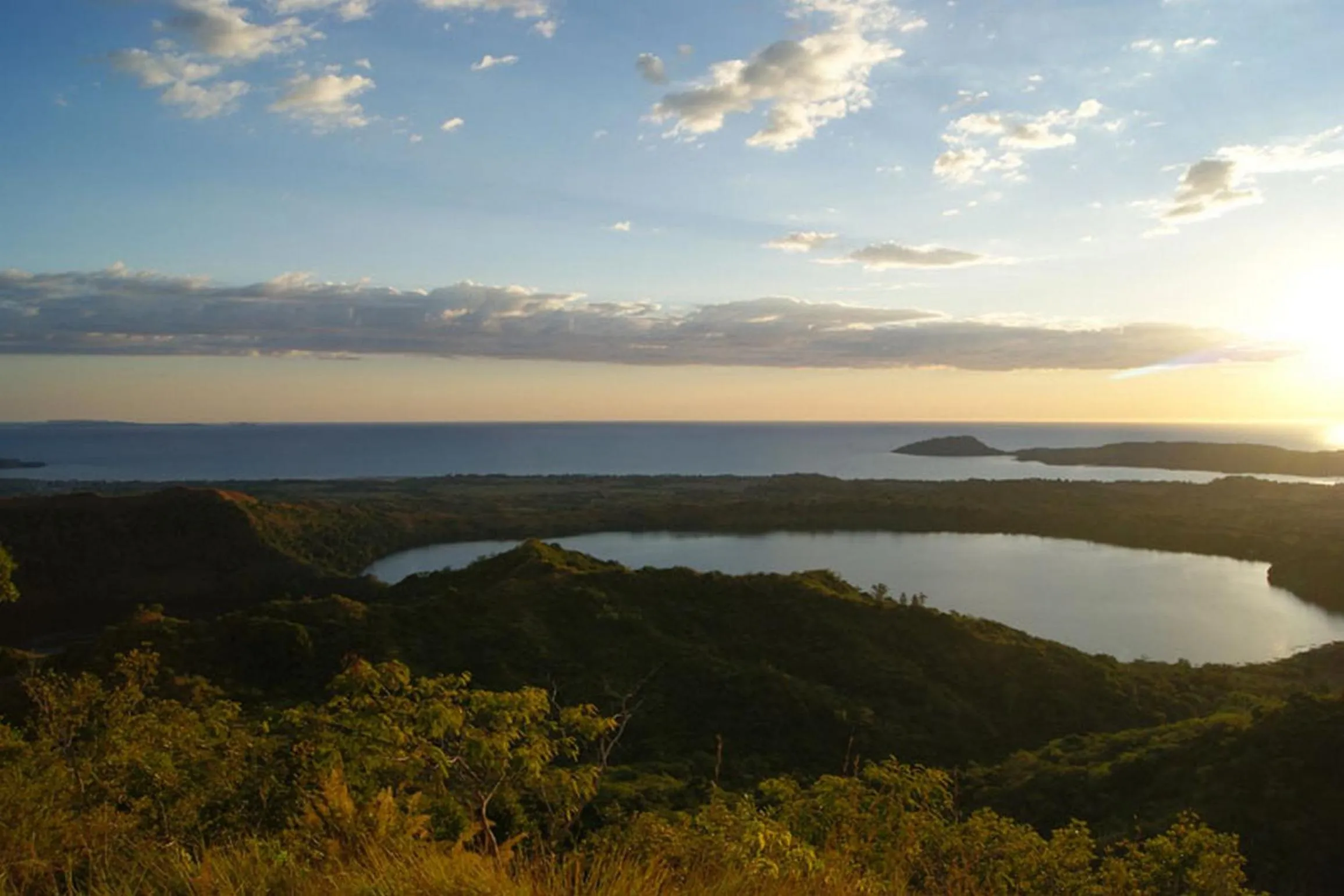Hiking in Clair de Lune