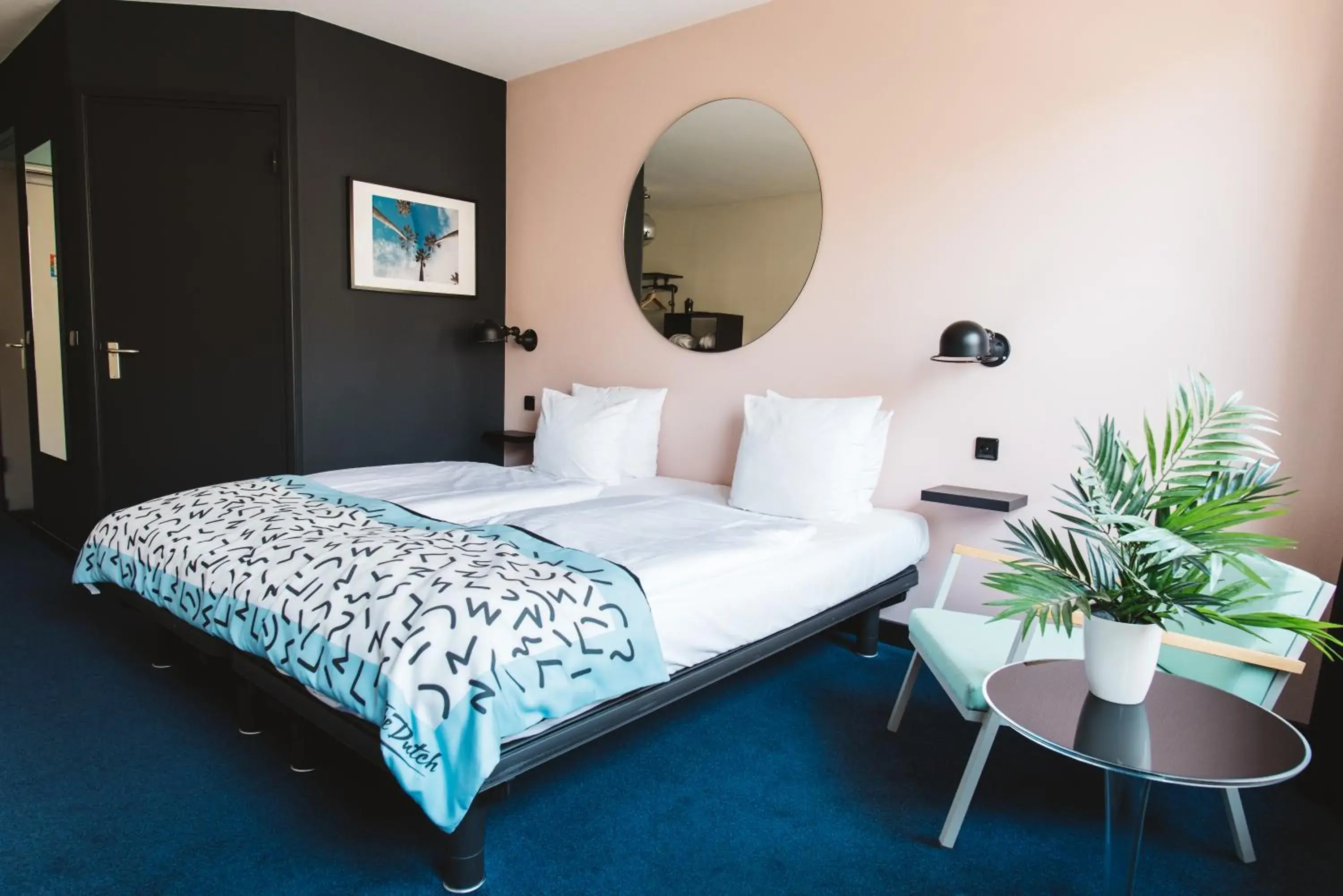 Medium Room - Double or Twin bed in The Dutch Maastricht Medium Room - Double or Twin bed in The Dutch Maastricht