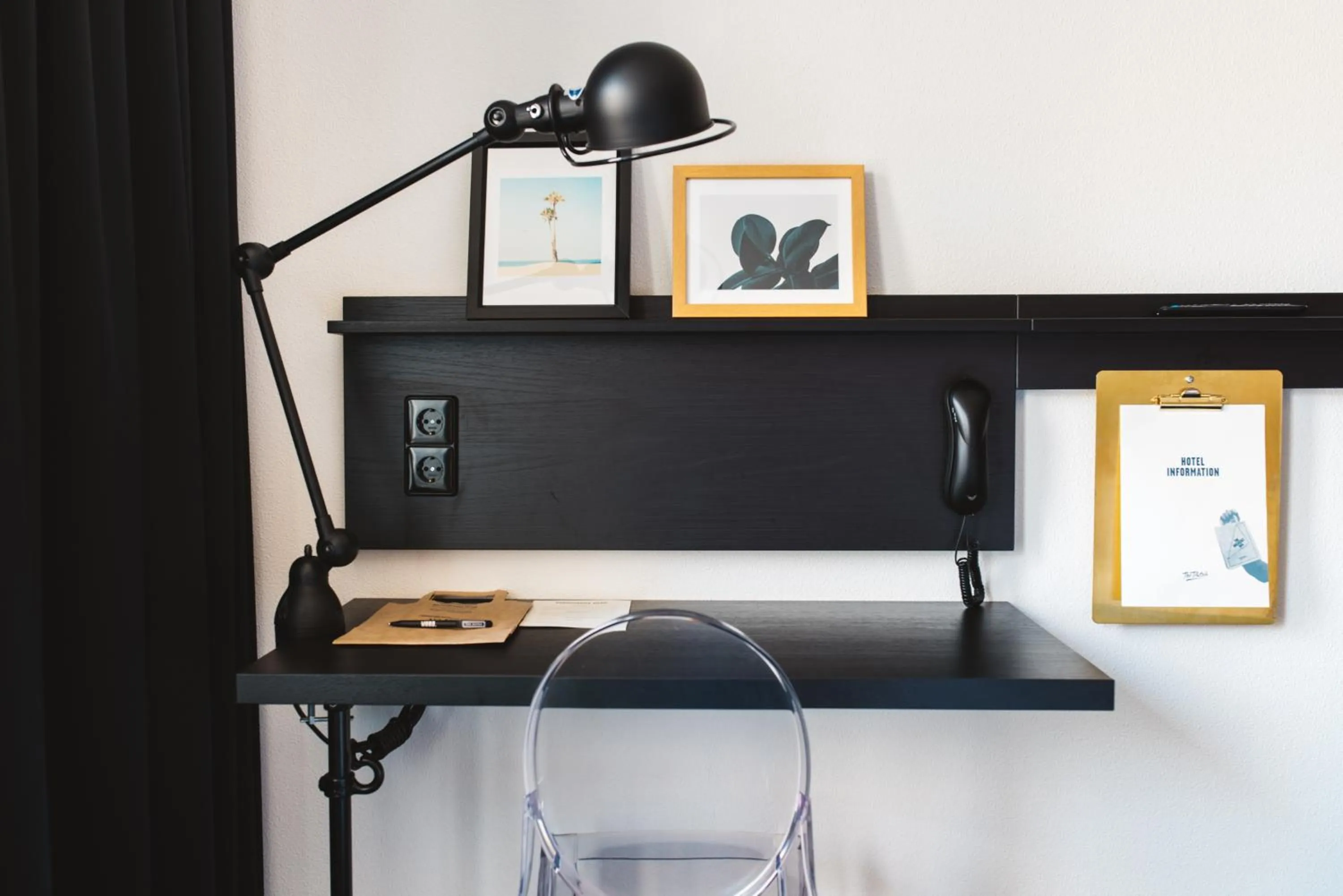 Seating area in The Dutch Maastricht