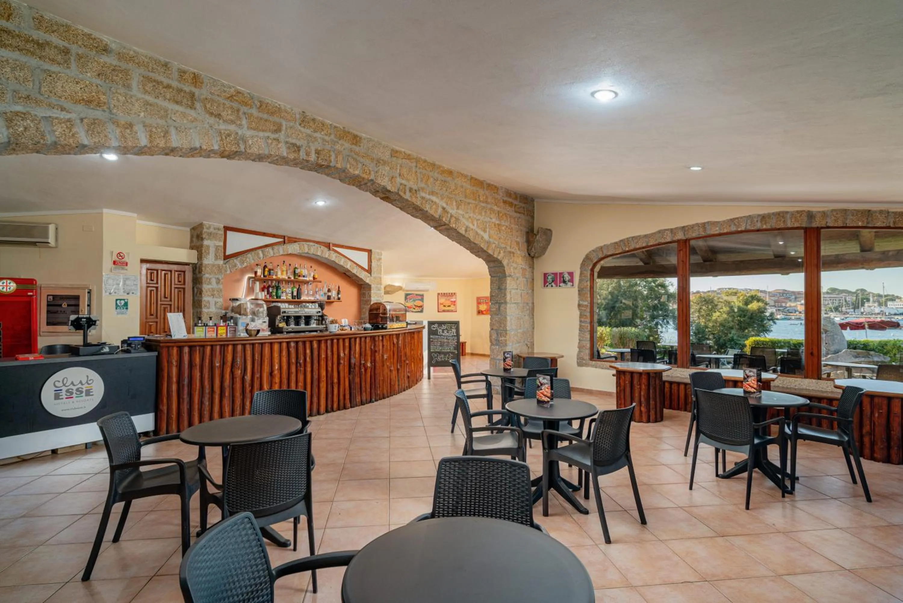 Lounge or bar in Club Esse Posada