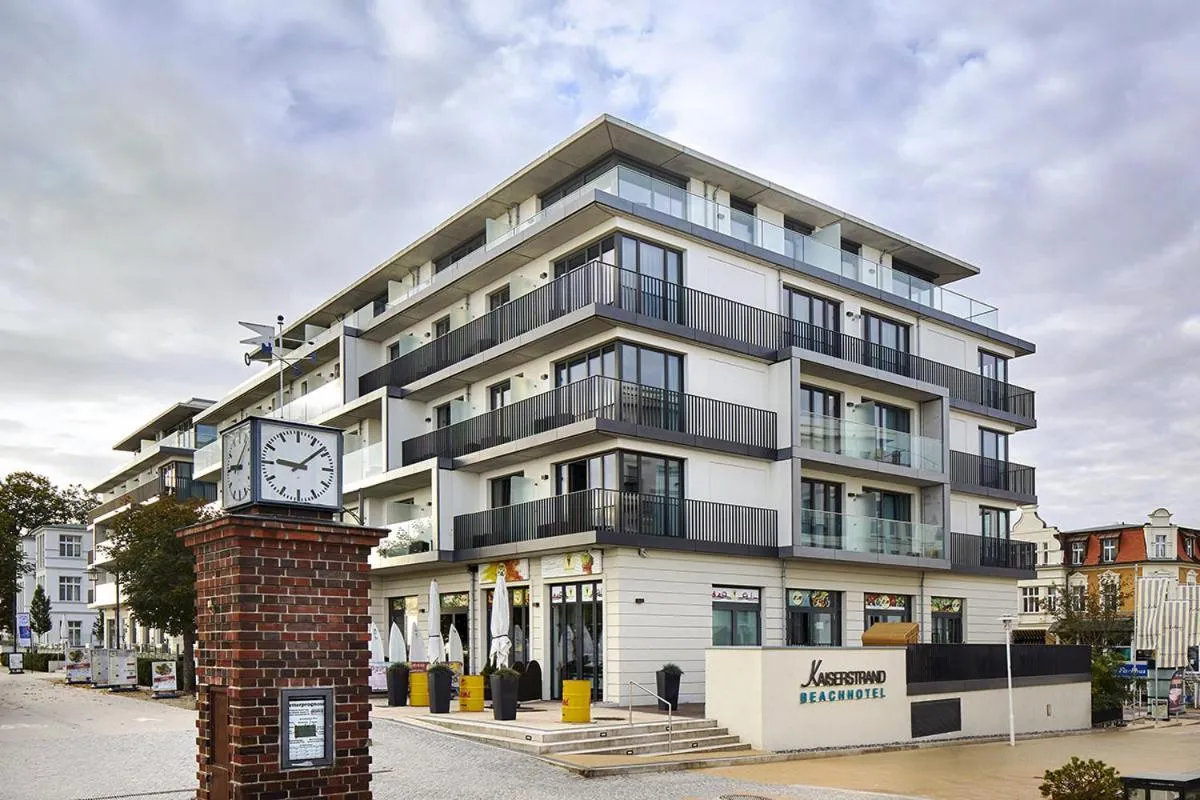 Property building in SEETELHOTEL Kaiserstrand Beachhotel das Lifestyle-Hotel direkt am Strand
