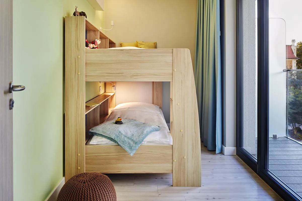 Photo of the whole room, Bed in SEETELHOTEL Kaiserstrand Beachhotel das Lifestyle-Hotel direkt am Strand