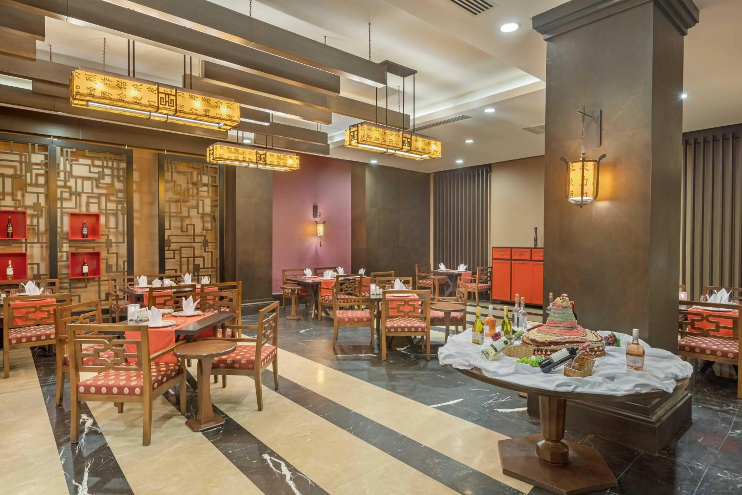 Restaurant/places to eat in Kirman Belazur Resort & Spa