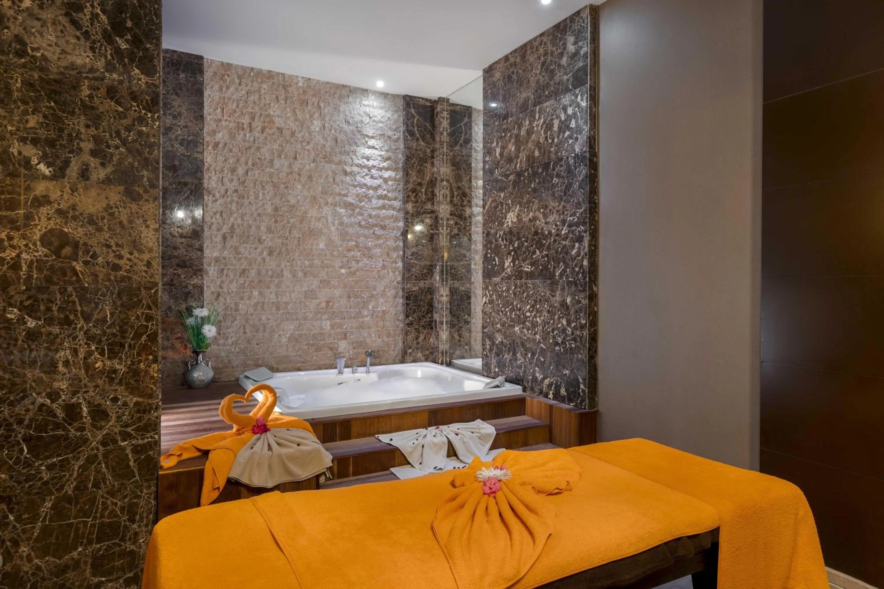 Spa and wellness centre/facilities, Bed in Kirman Belazur Resort & Spa