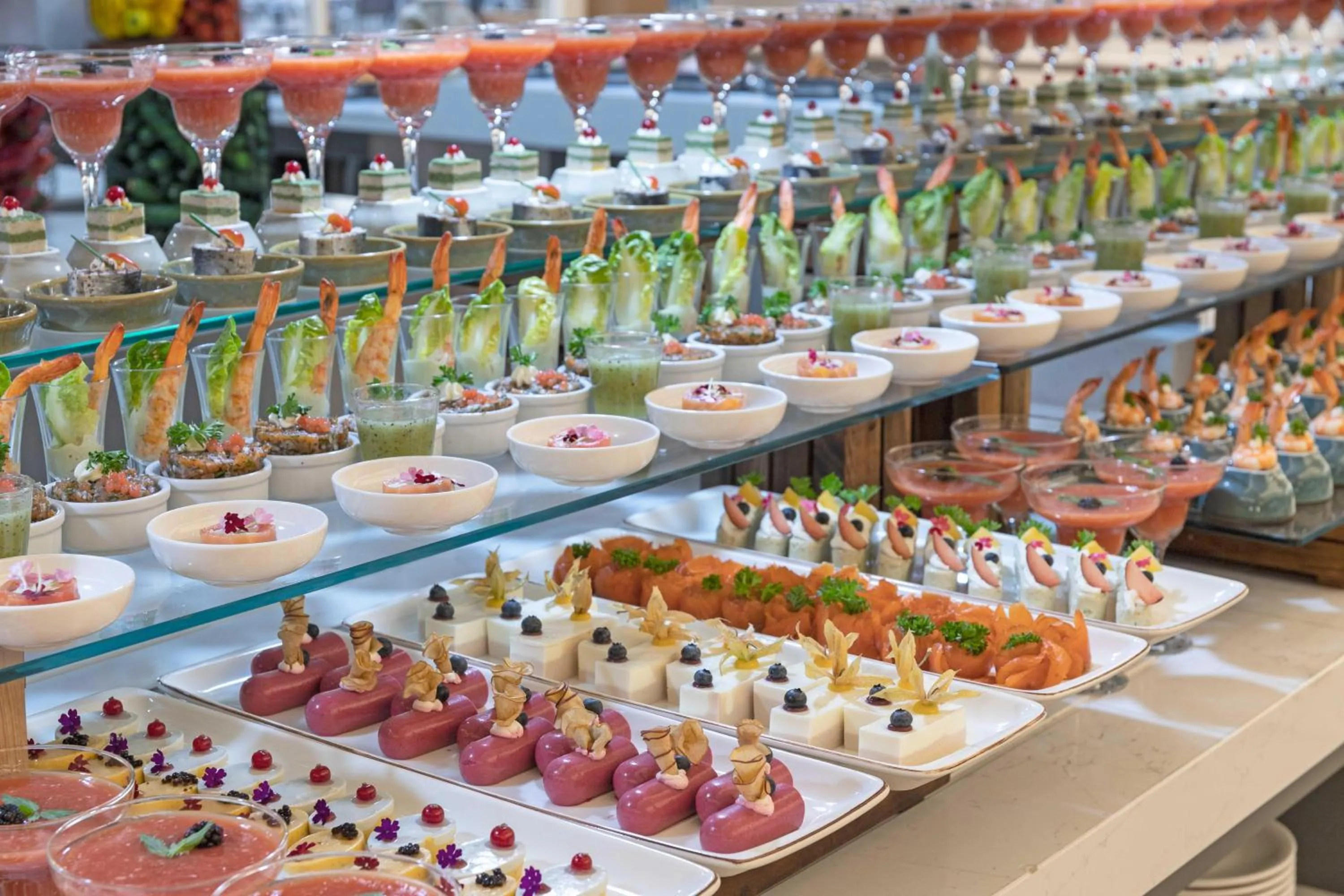 Restaurant/places to eat in Kirman Belazur Resort & Spa