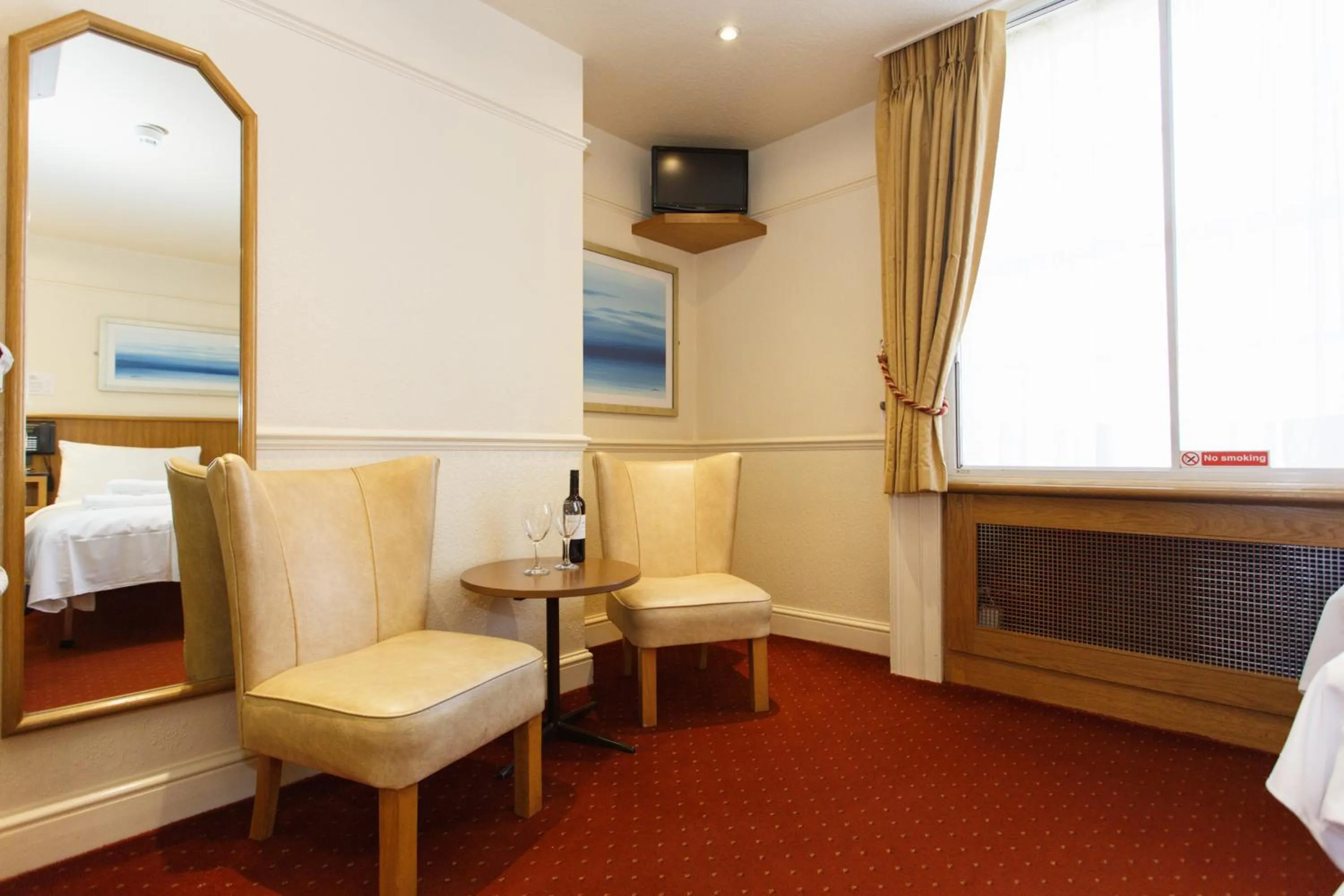 Day, Bed in Morgan Hotel