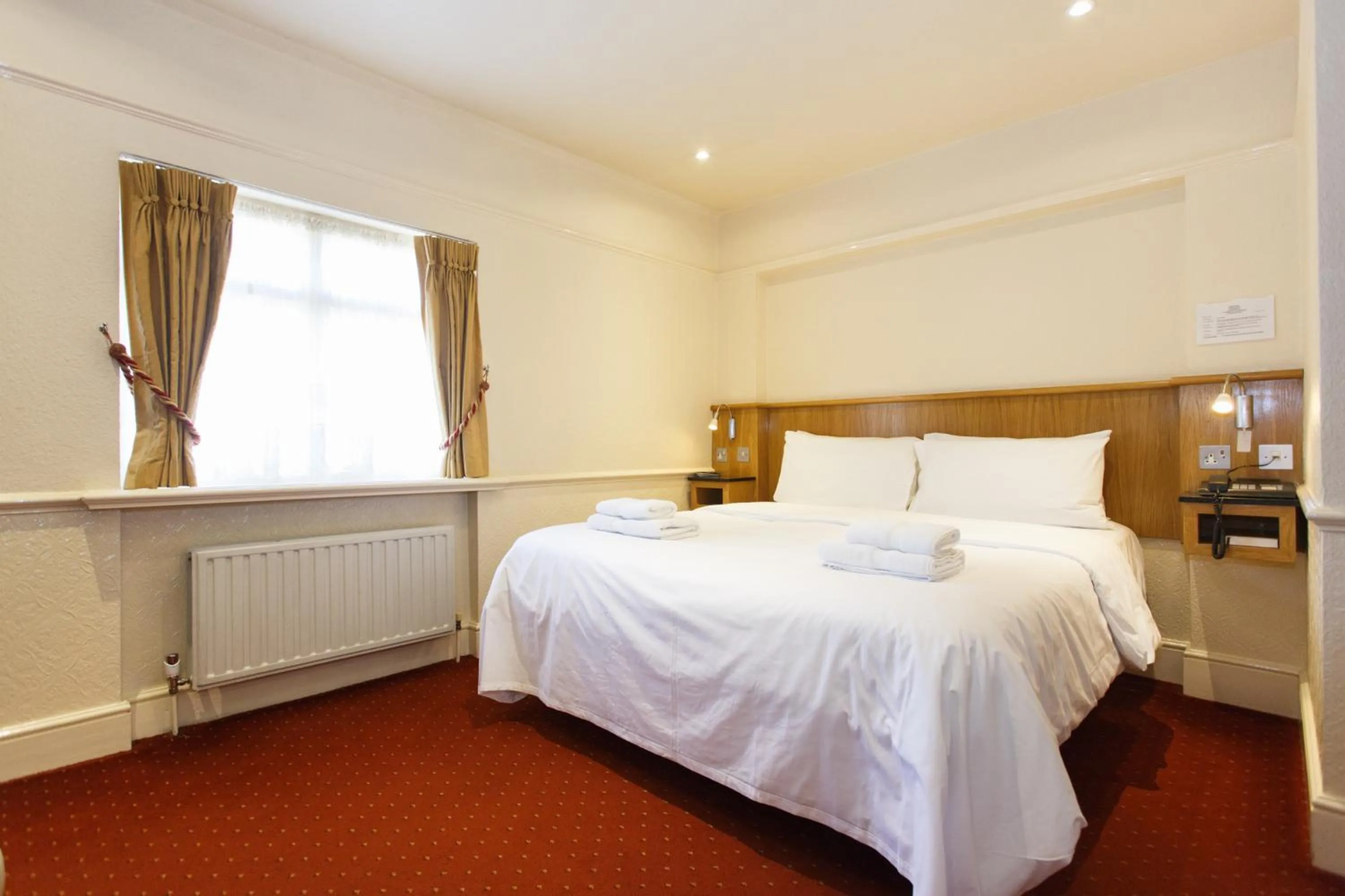 Day, Bed in Morgan Hotel