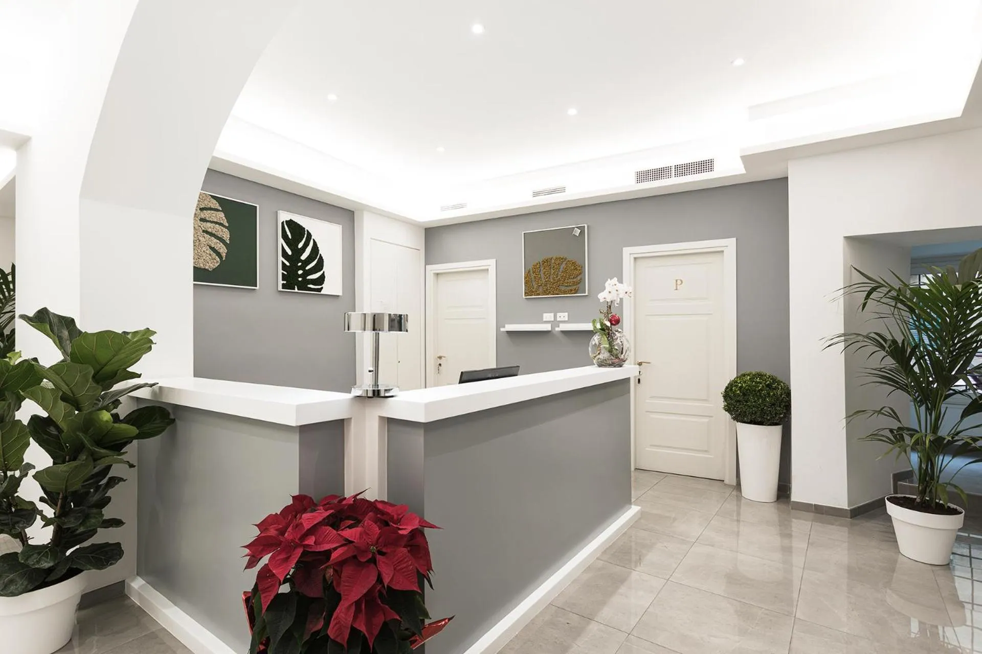 Lobby or reception in Vaticano Luxury Guest House