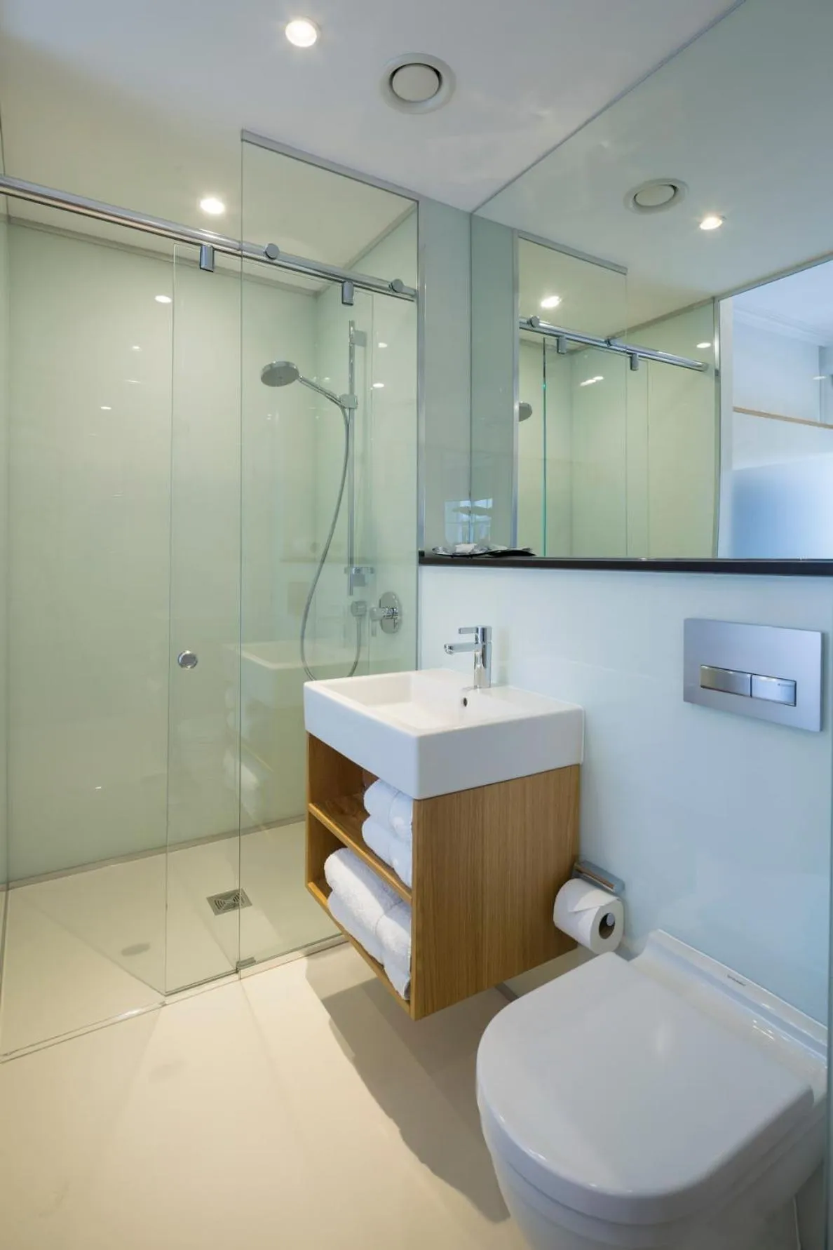 Bathroom in The Z Hotel Gloucester Place