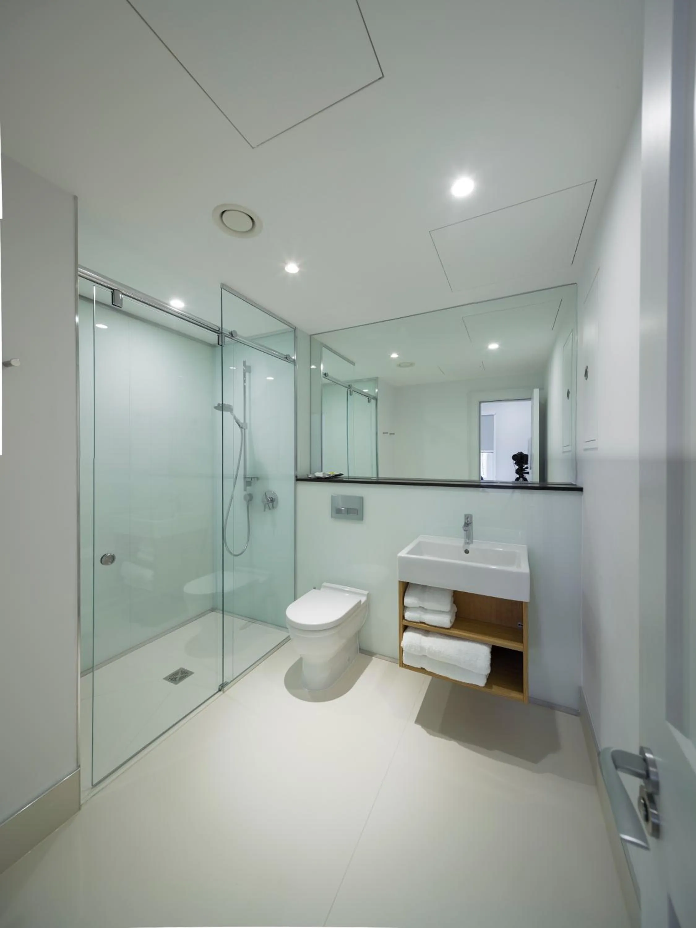 Bathroom in The Z Hotel Gloucester Place