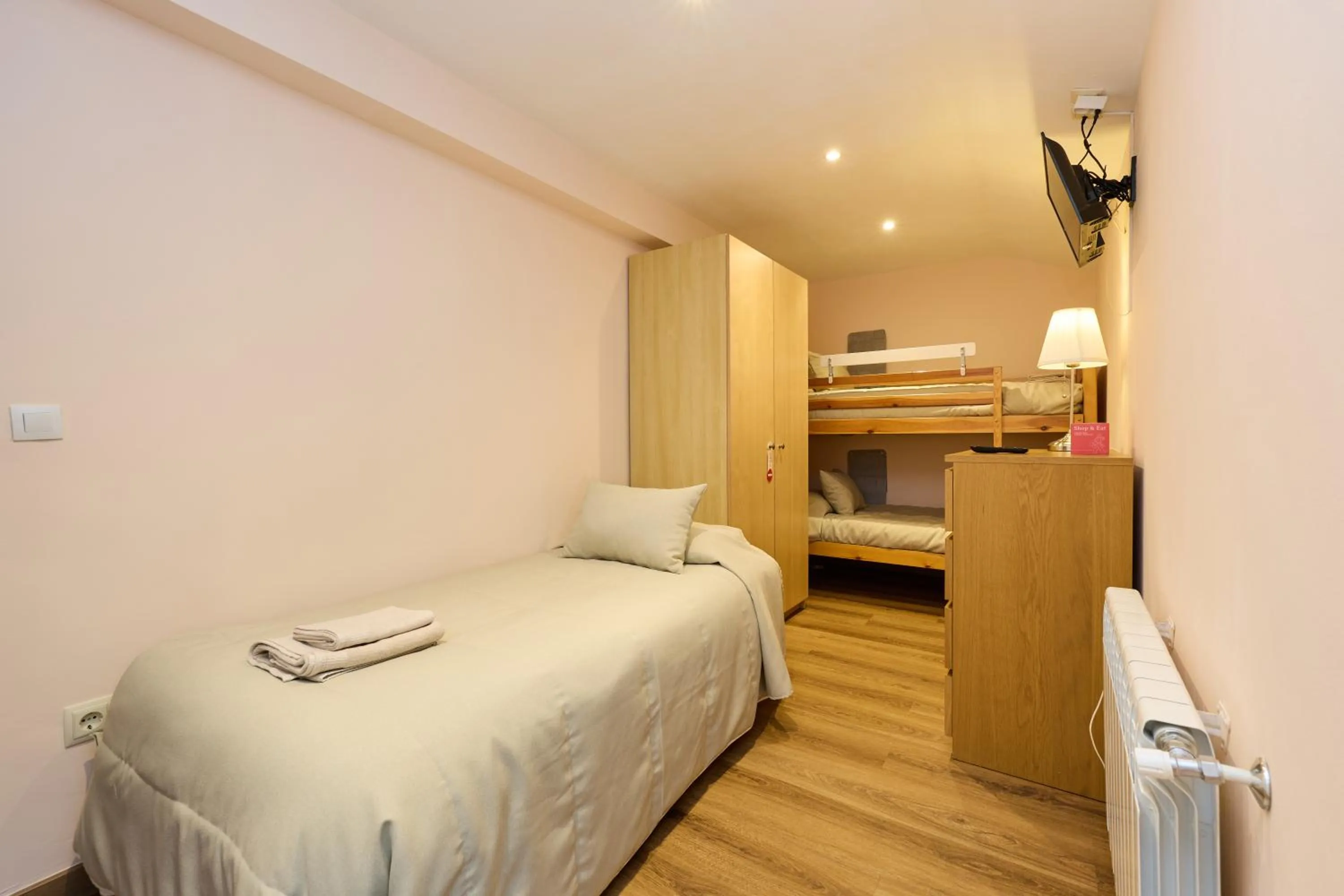 Bed in Hotel Peretol