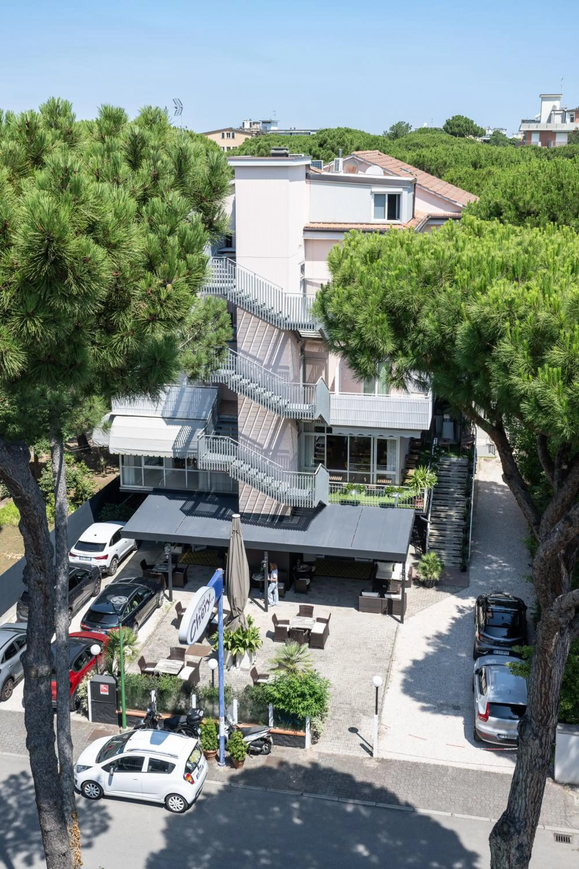 Property building in Hotel Chery