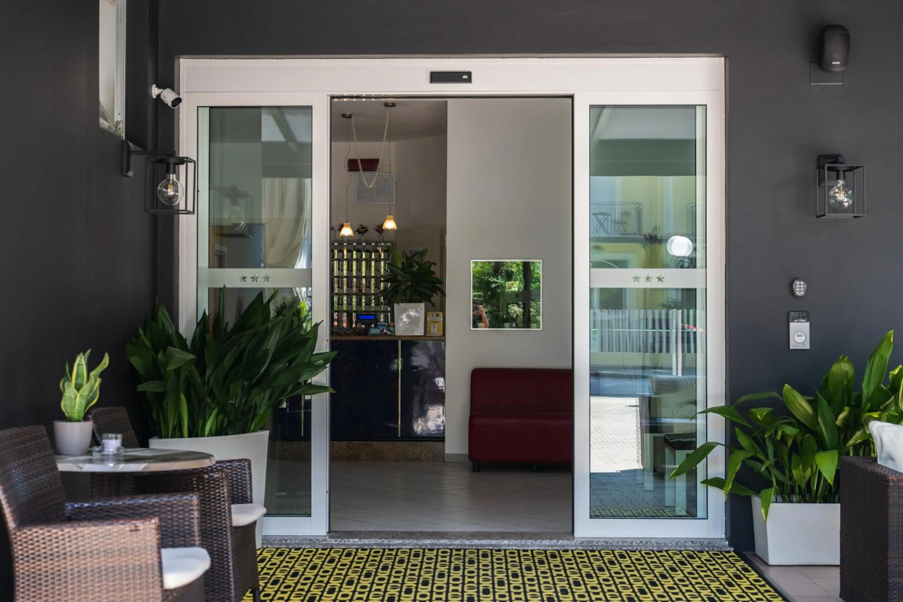 Facade/entrance in Hotel Chery