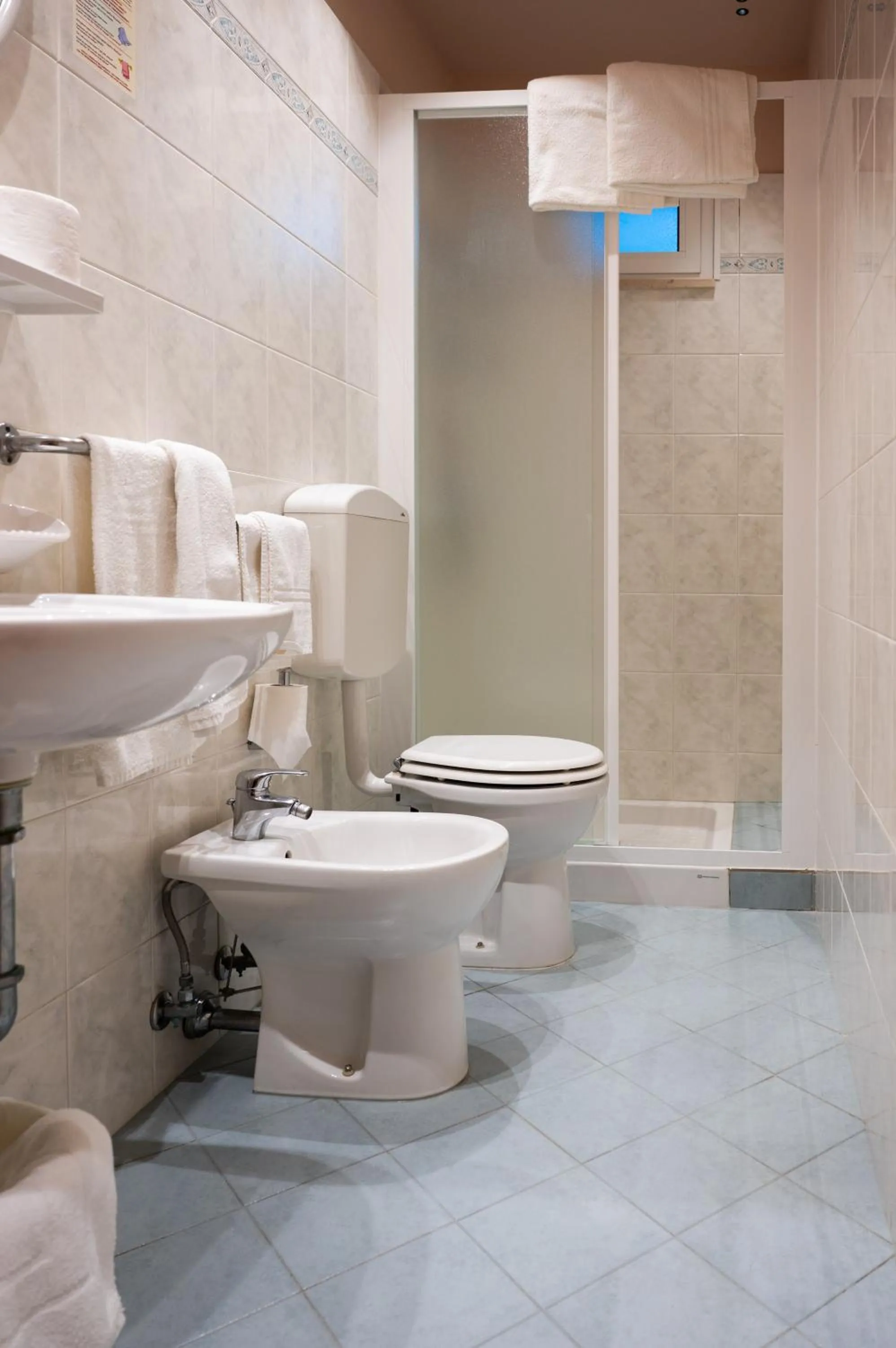 Bathroom in Hotel Chery