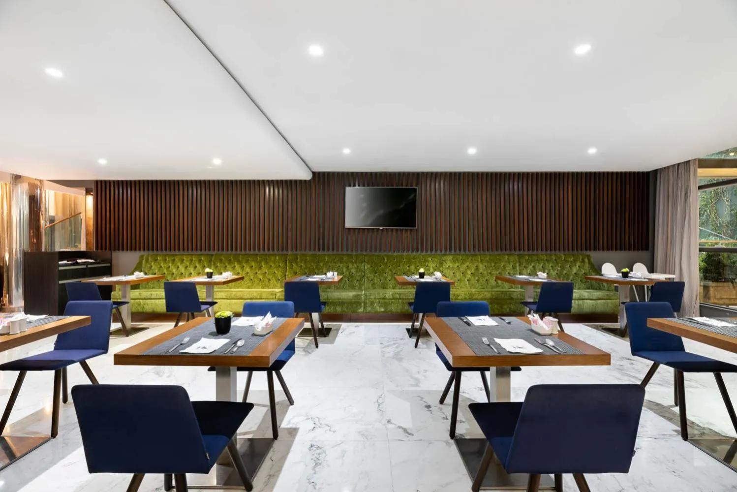 Restaurant/places to eat in Domo Casablanca