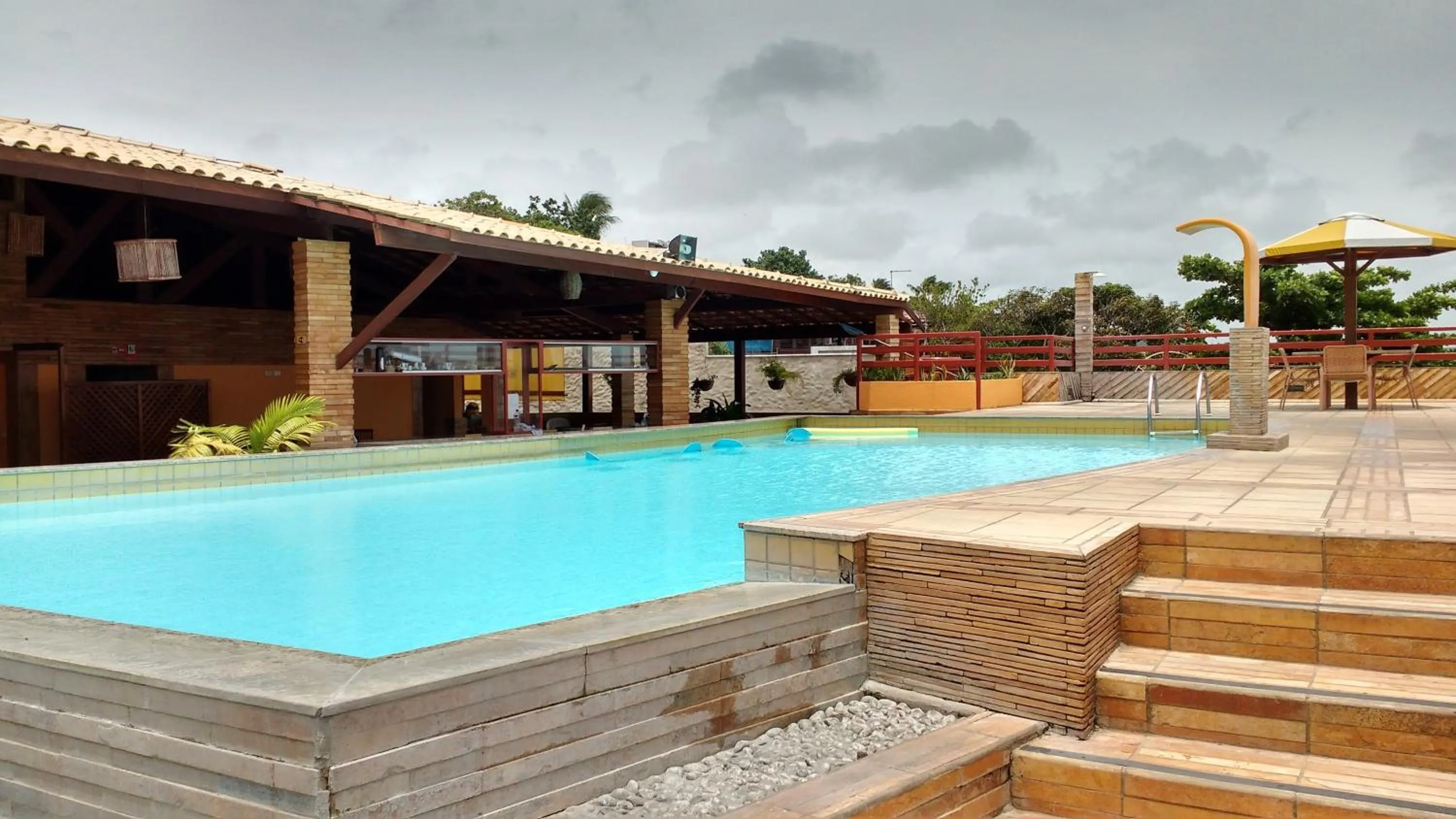 Swimming pool in Pipa's Bay Apartamentos