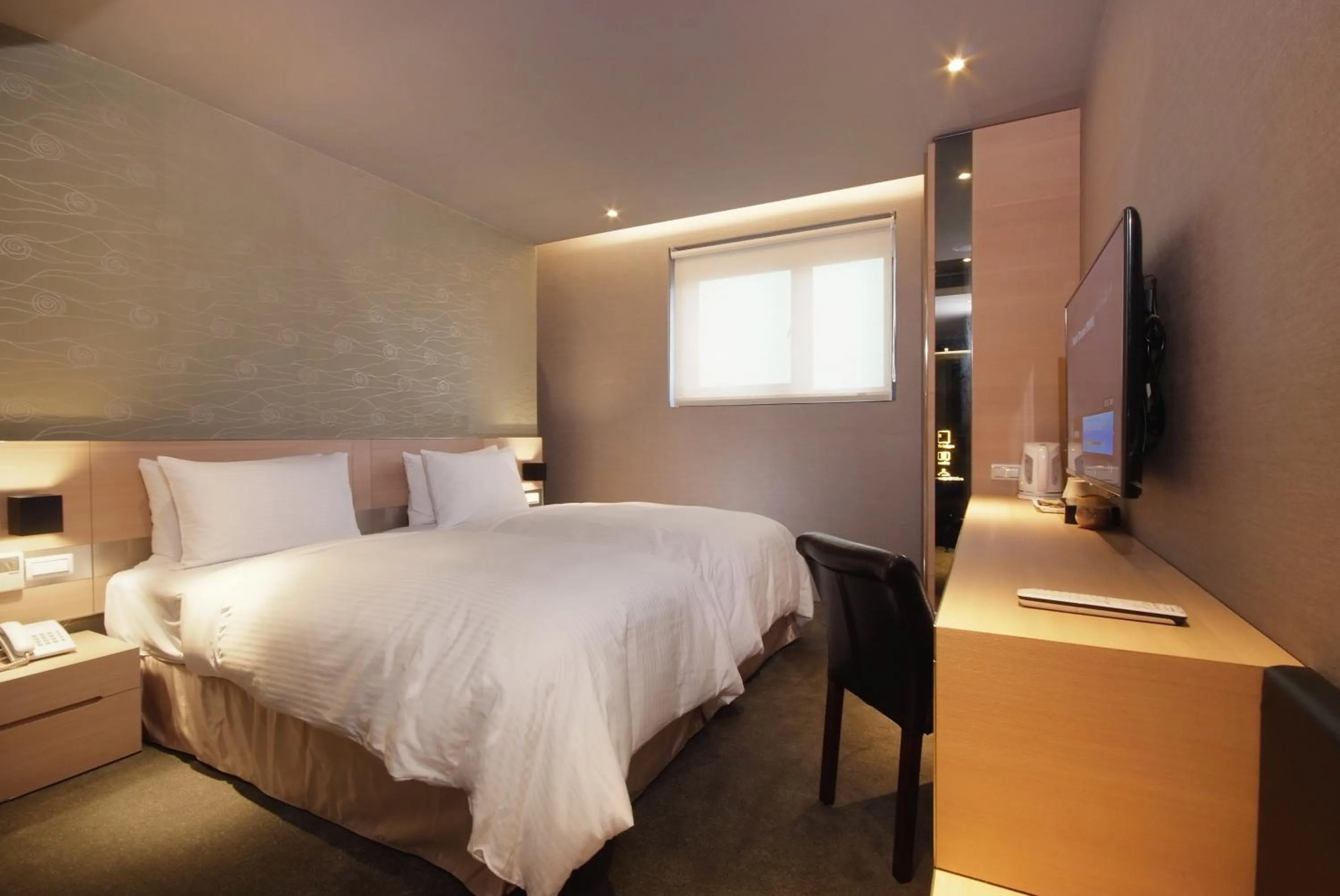 bunk bed, Bed in Guest Hotel