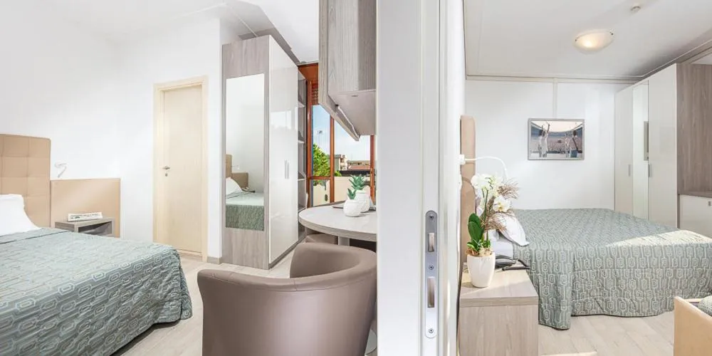 Bedroom, Bed in Hotel Palma de Majorca