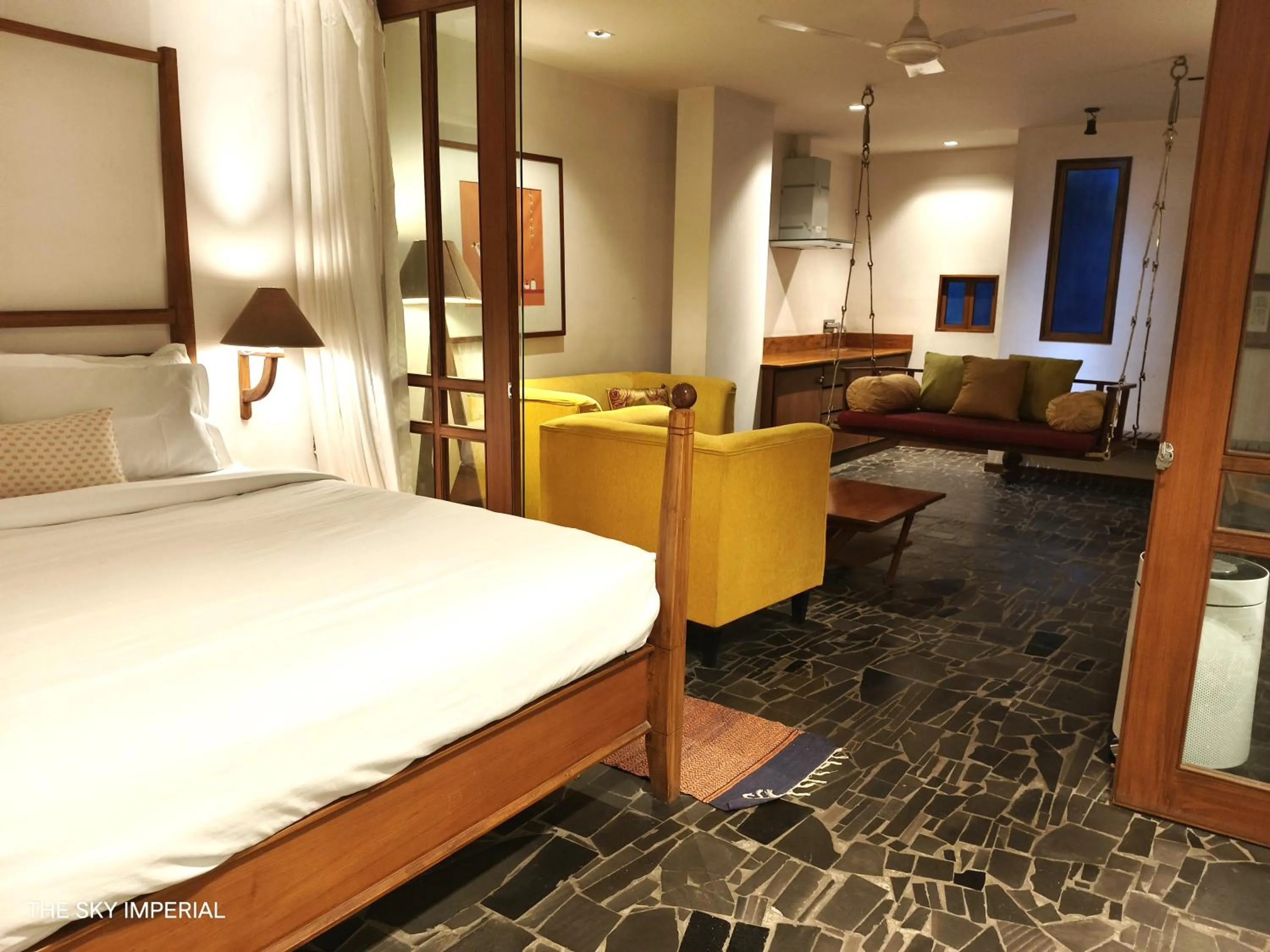 Bed in The Sky Imperial Aarivaa Luxury Stays