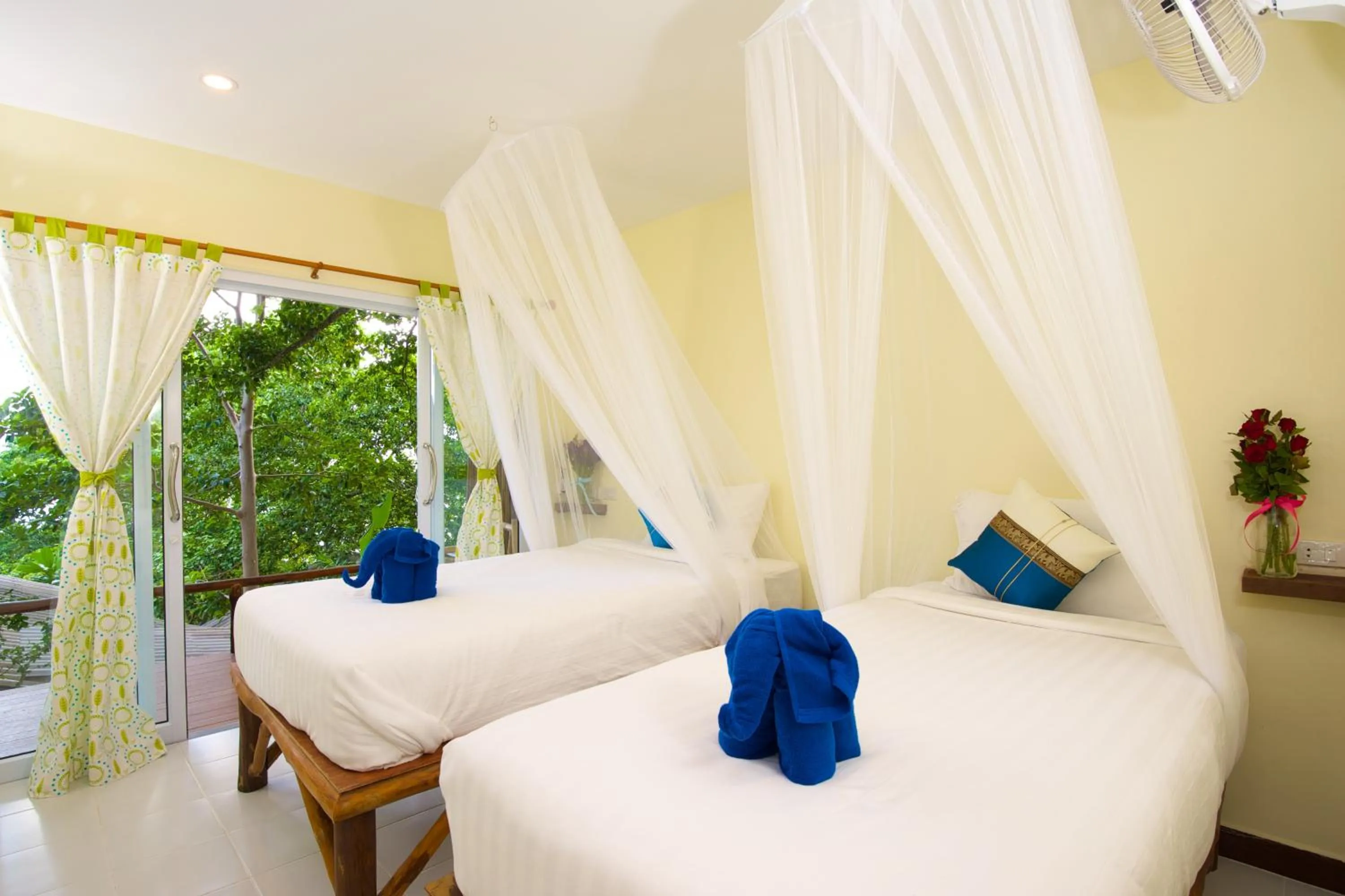 Bed in Bubble Bungalow