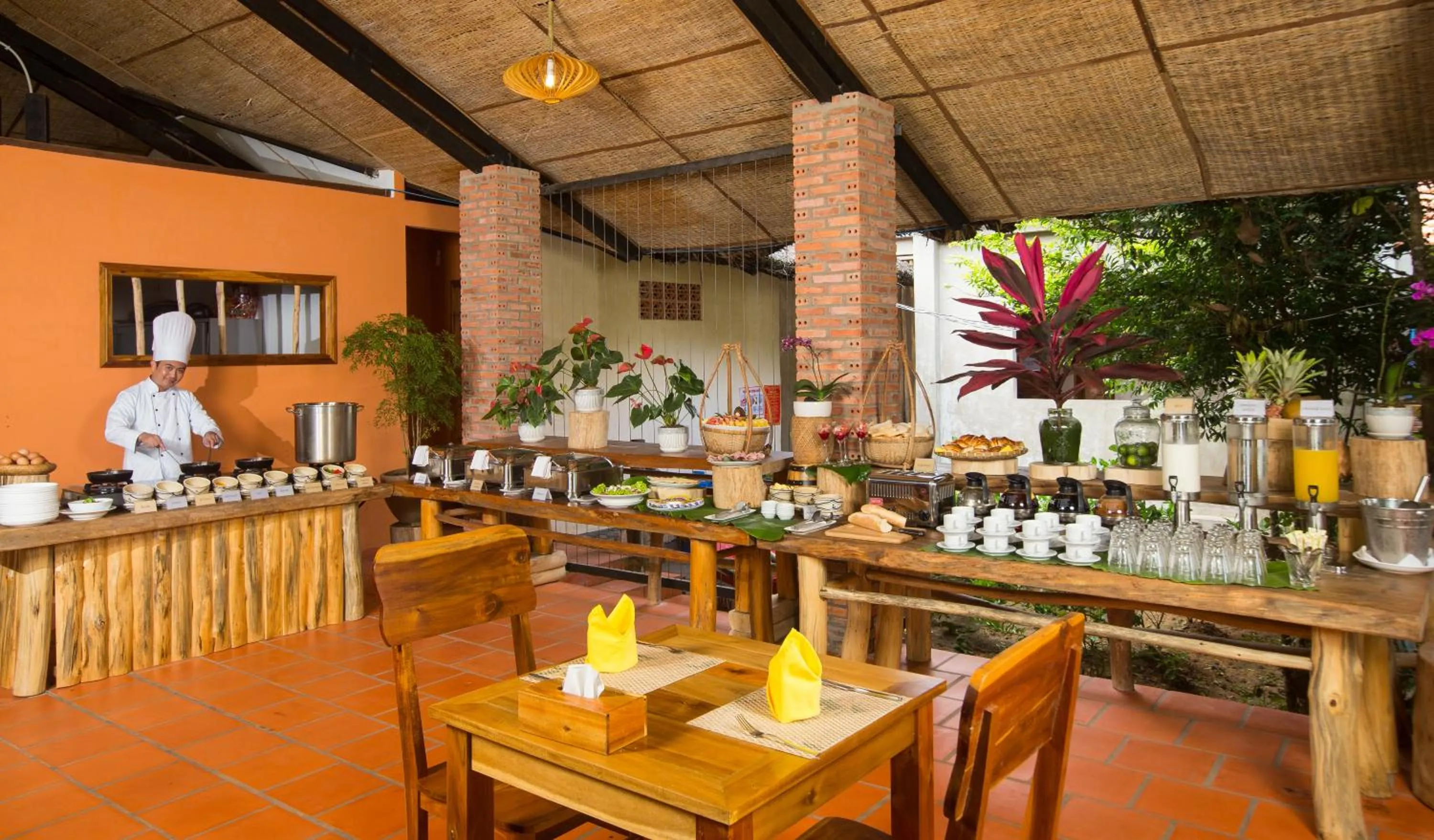 Restaurant/places to eat in Valley Village Phu Quoc