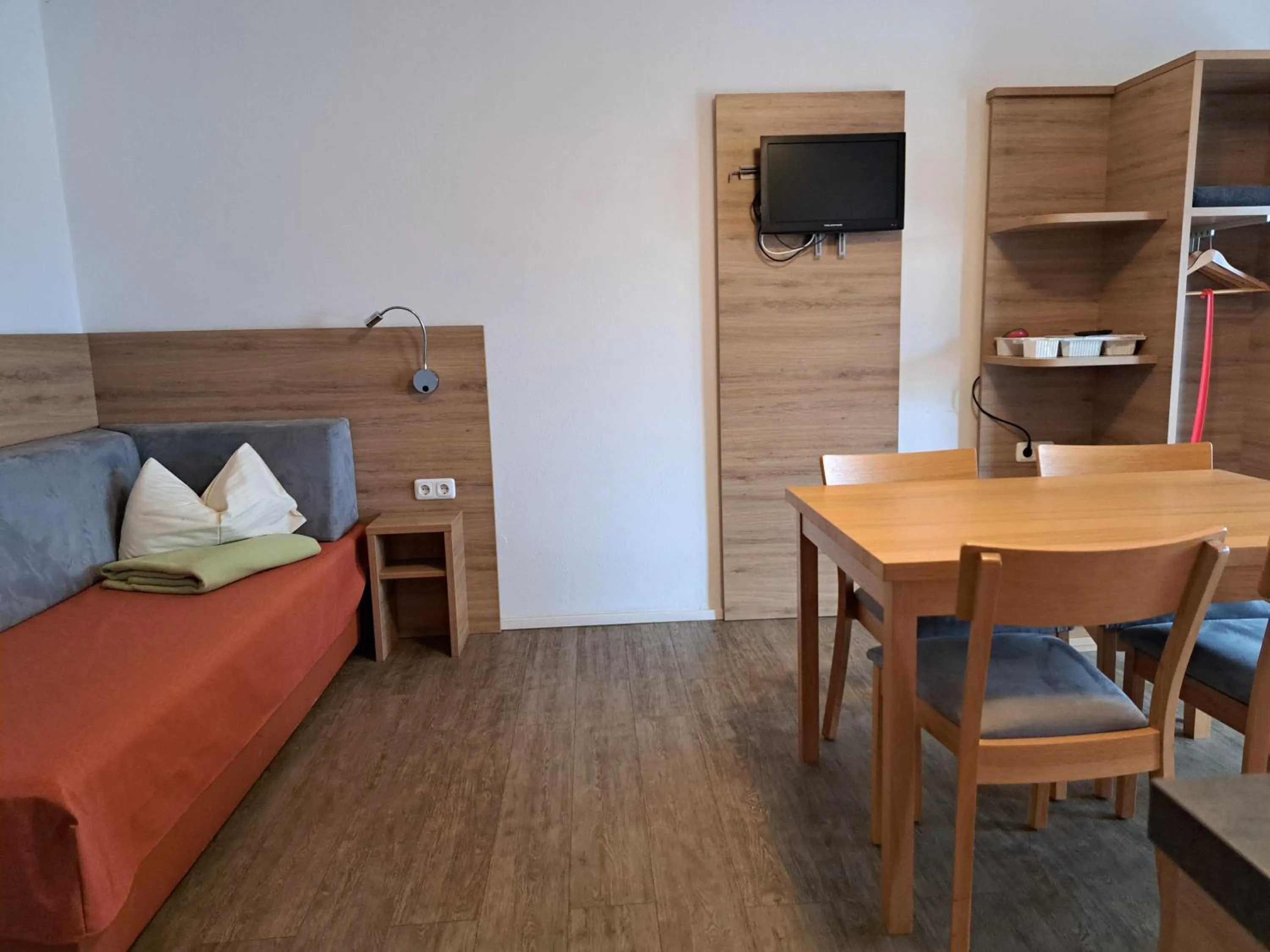 Kitchen or kitchenette, Bed in Rathausstuben