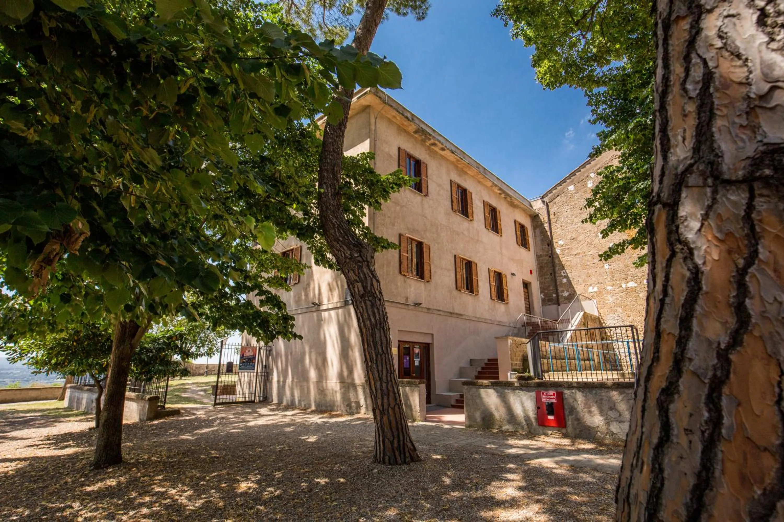 Facade/entrance in ecOstello Magliano Sabina
