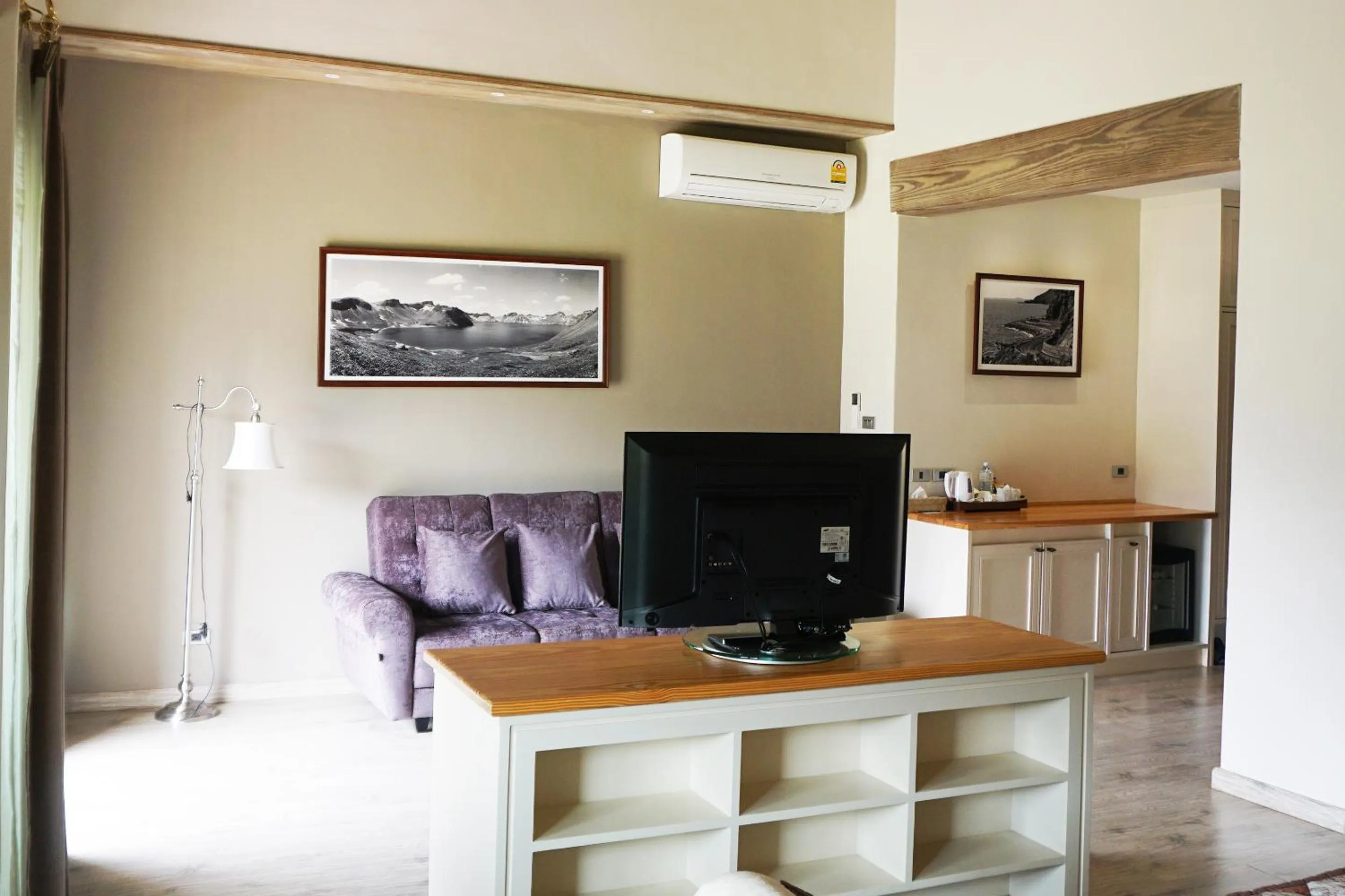 Living room in Mela Garden Retreat Cottage