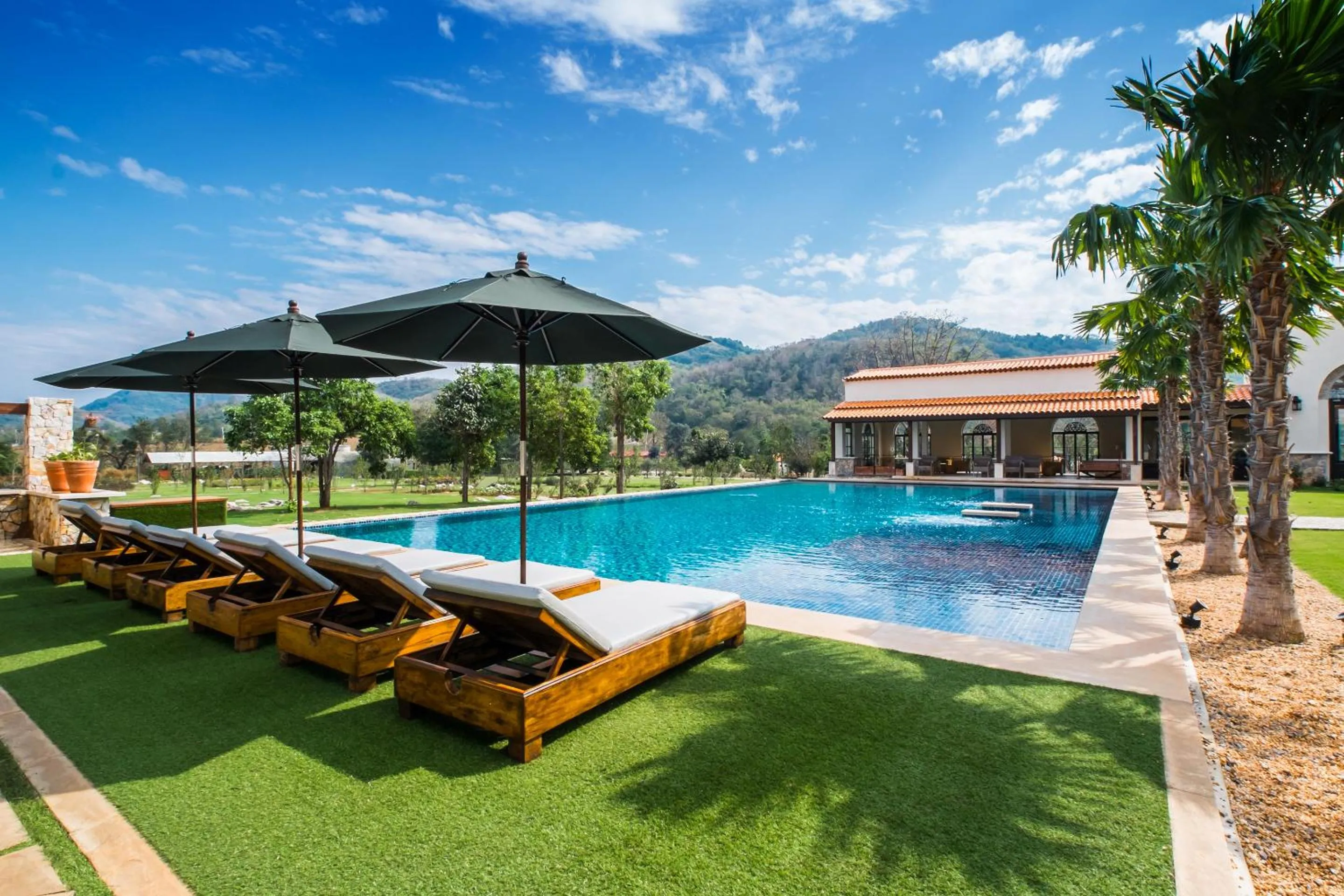 Swimming pool in Mela Garden Retreat Cottage