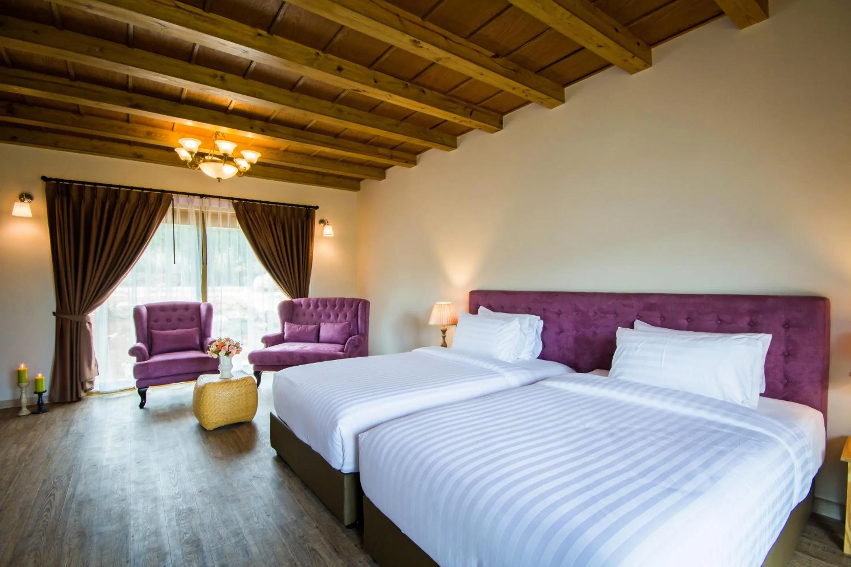 Bed in Mela Garden Retreat Cottage