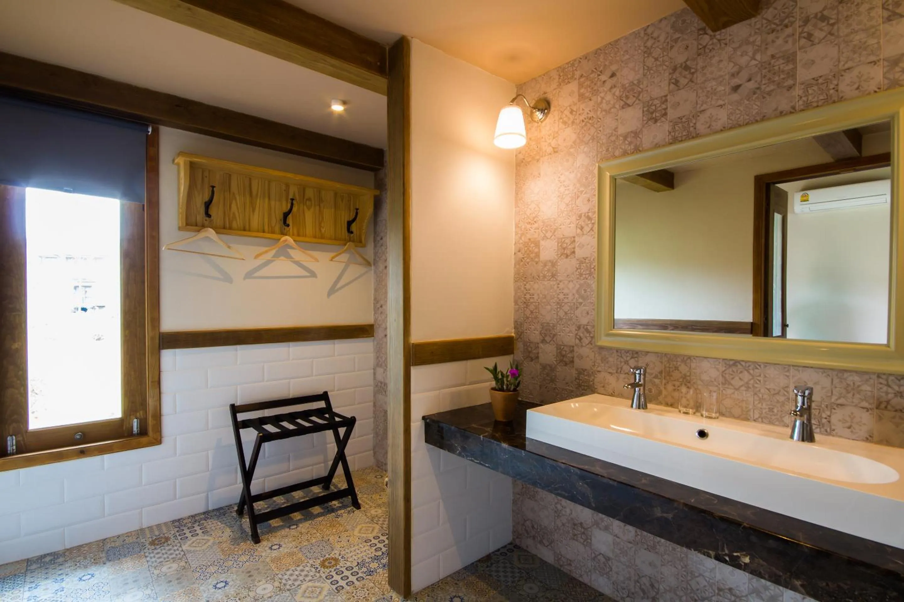 Decorative detail in Mela Garden Retreat Cottage