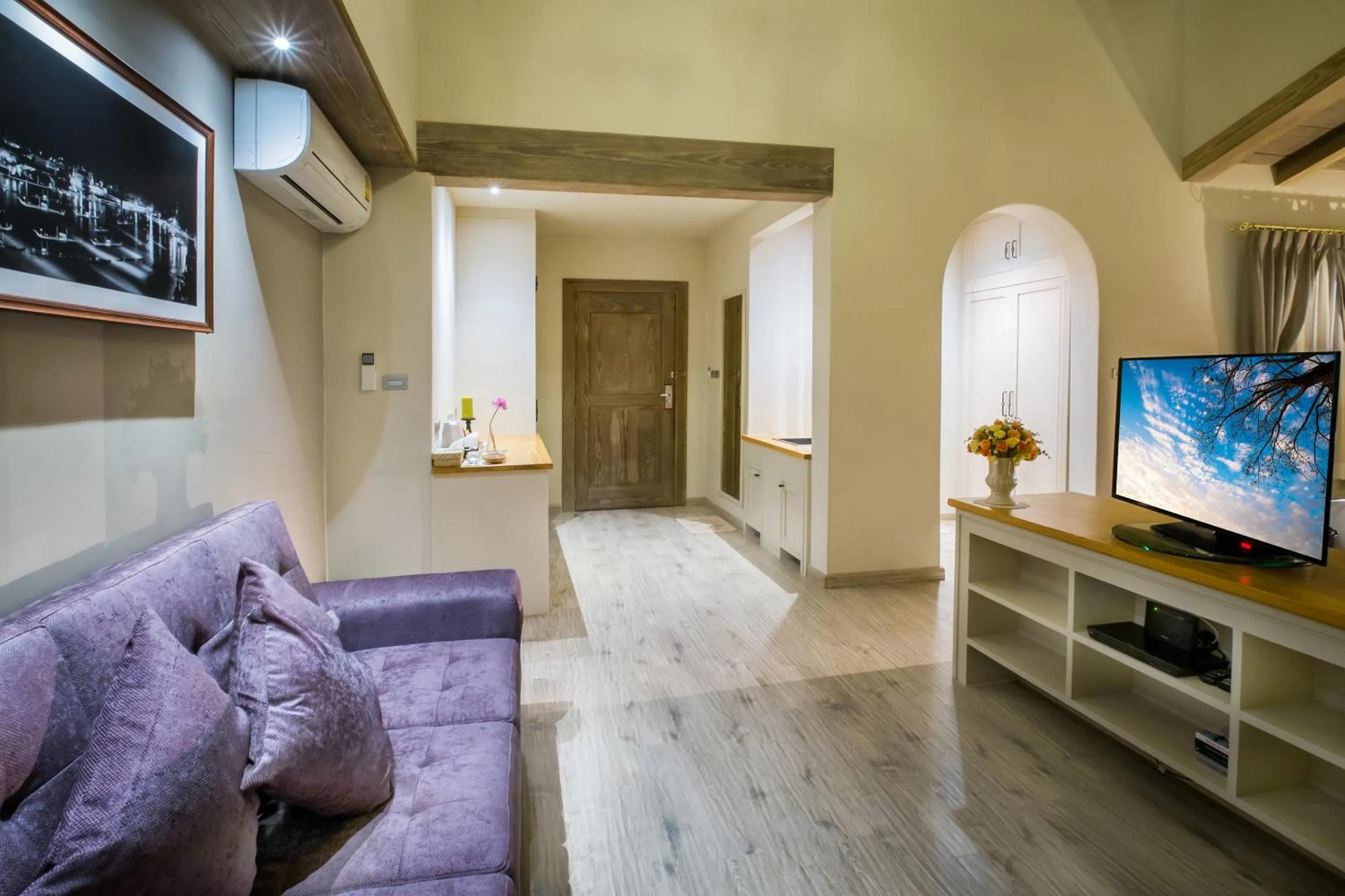 Living room in Mela Garden Retreat Cottage