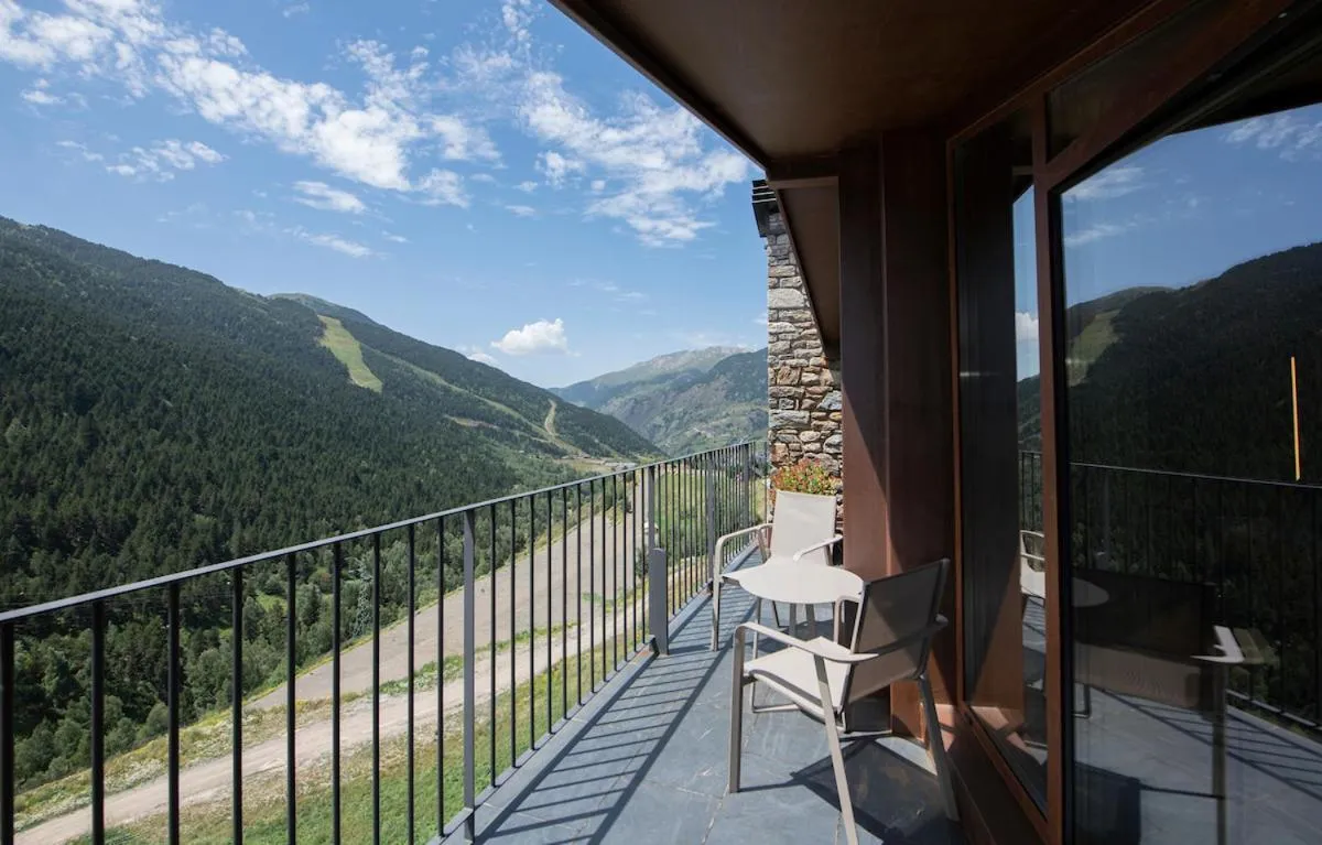 Summer in Hotel Naudi Boutique Adults only