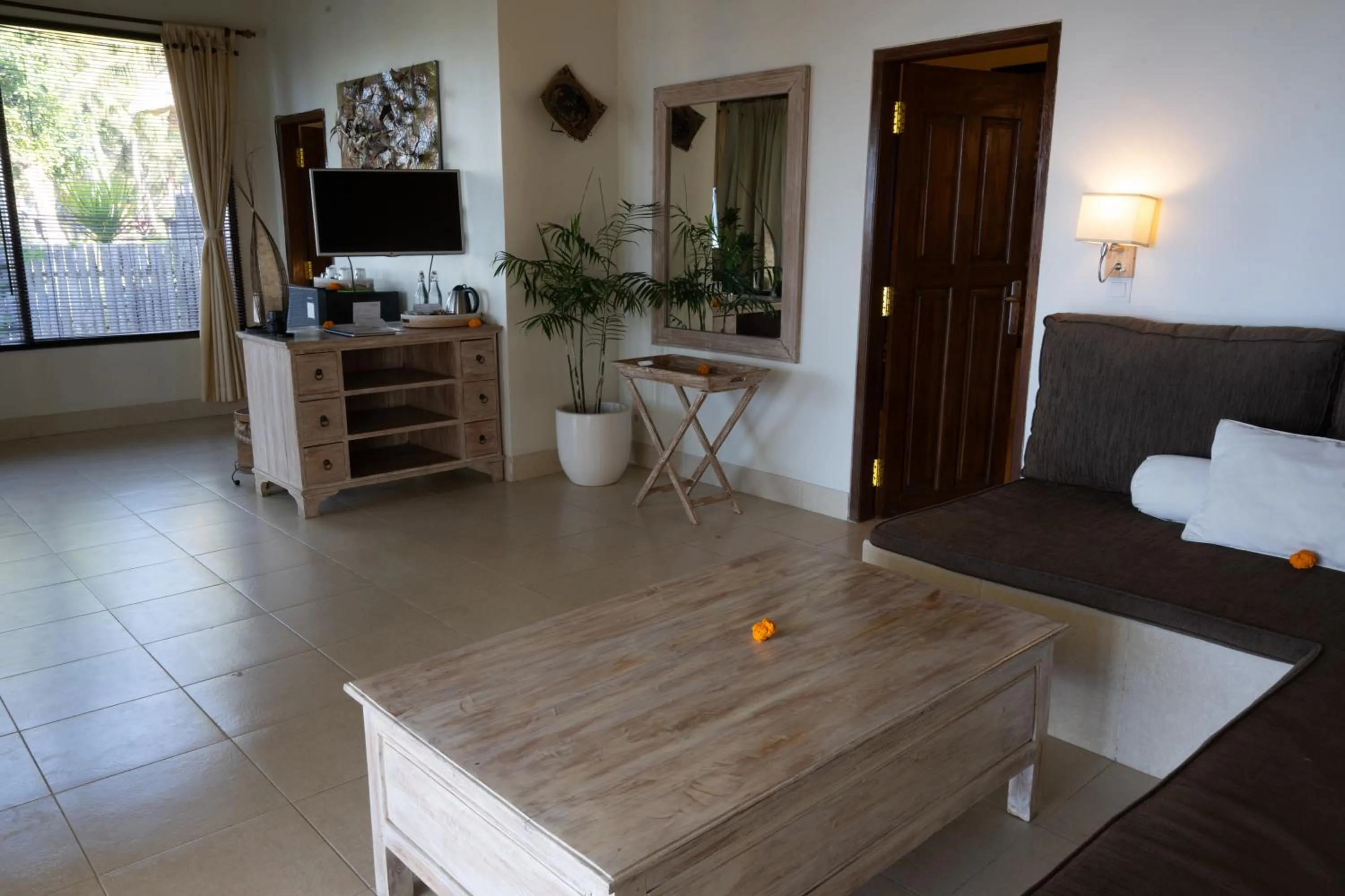 Living room in Relax Bali Dive & SPA ocean front resort