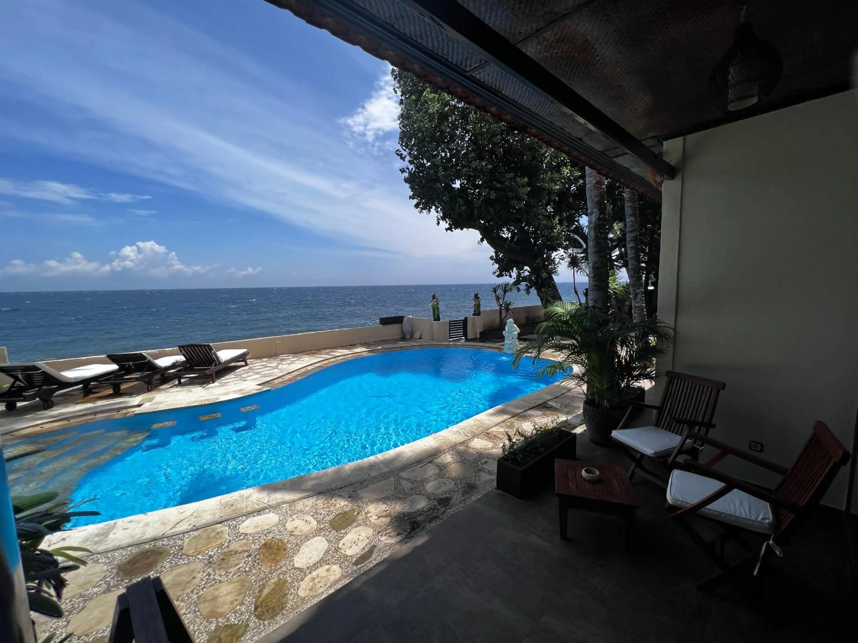 Balcony/Terrace in Relax Bali Dive & SPA ocean front resort