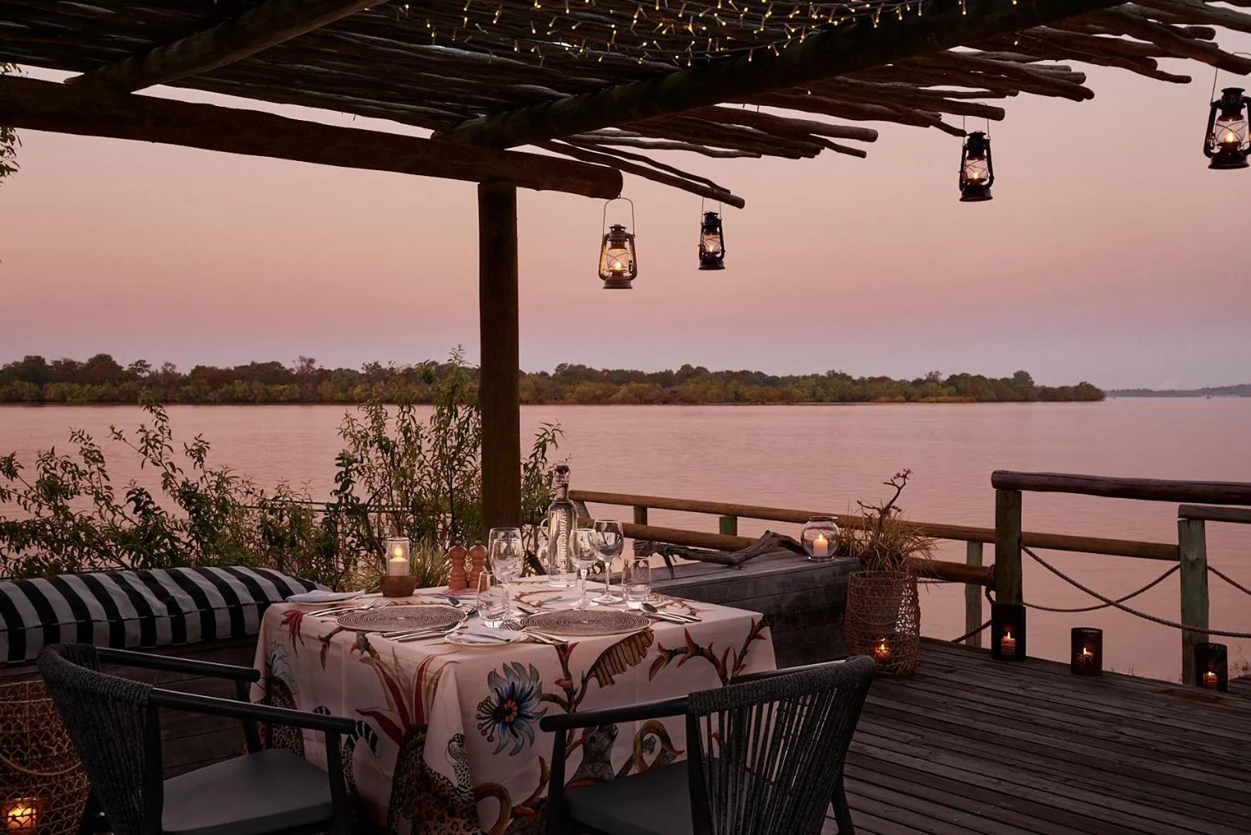 Dining area in Victoria Falls River Lodge