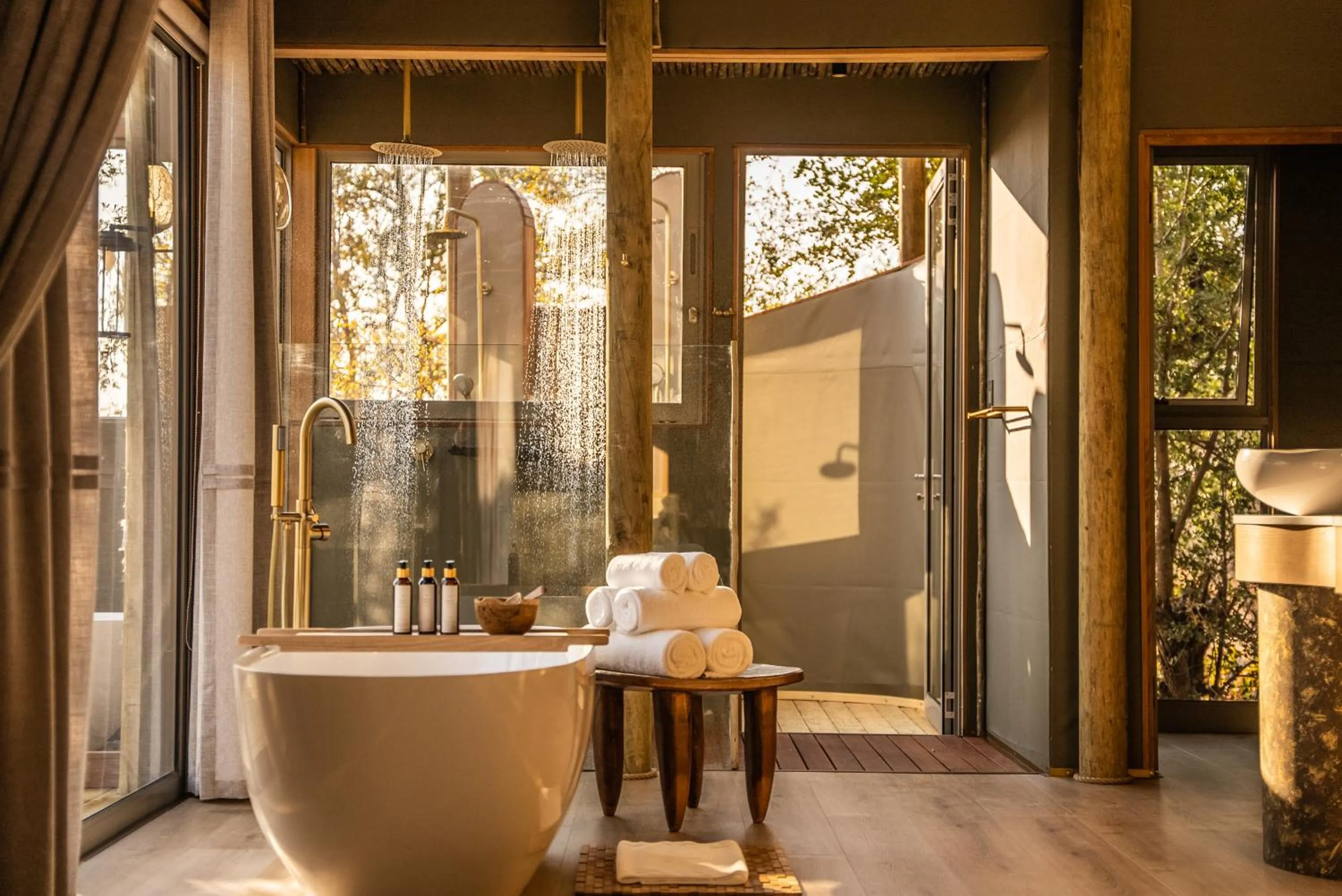 Shower in Victoria Falls River Lodge