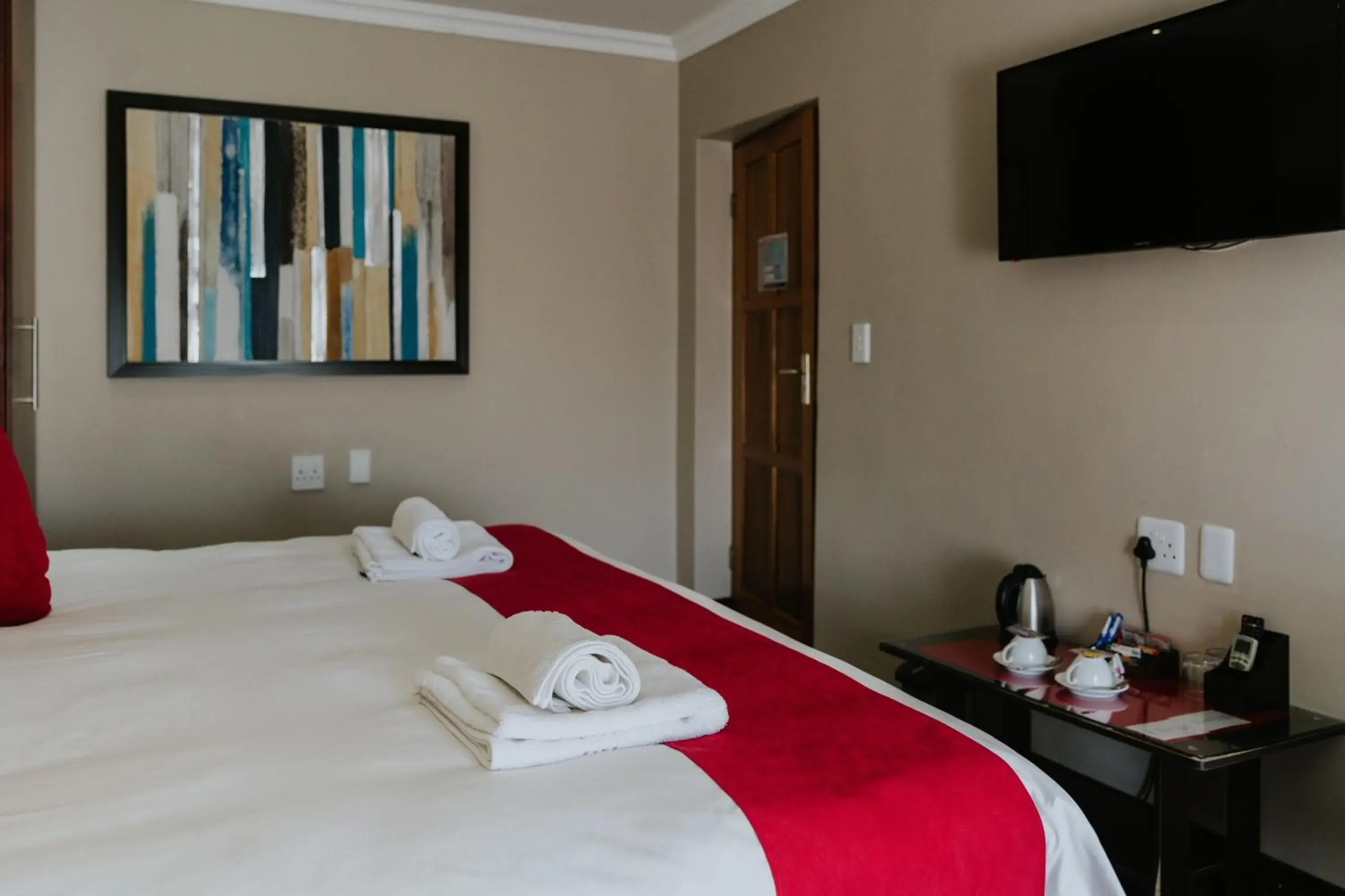 Double Room - single occupancy in Le Grand Chateau Hotel Double Room - single occupancy in Le Grand Chateau Hotel