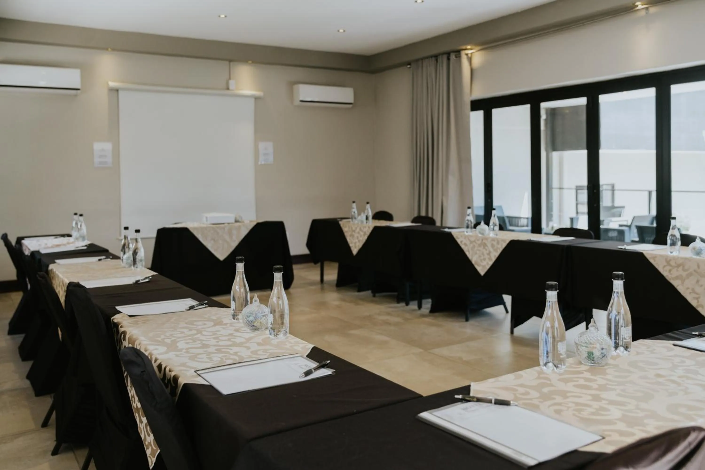 Meeting/conference room in Le Grand Chateau Hotel