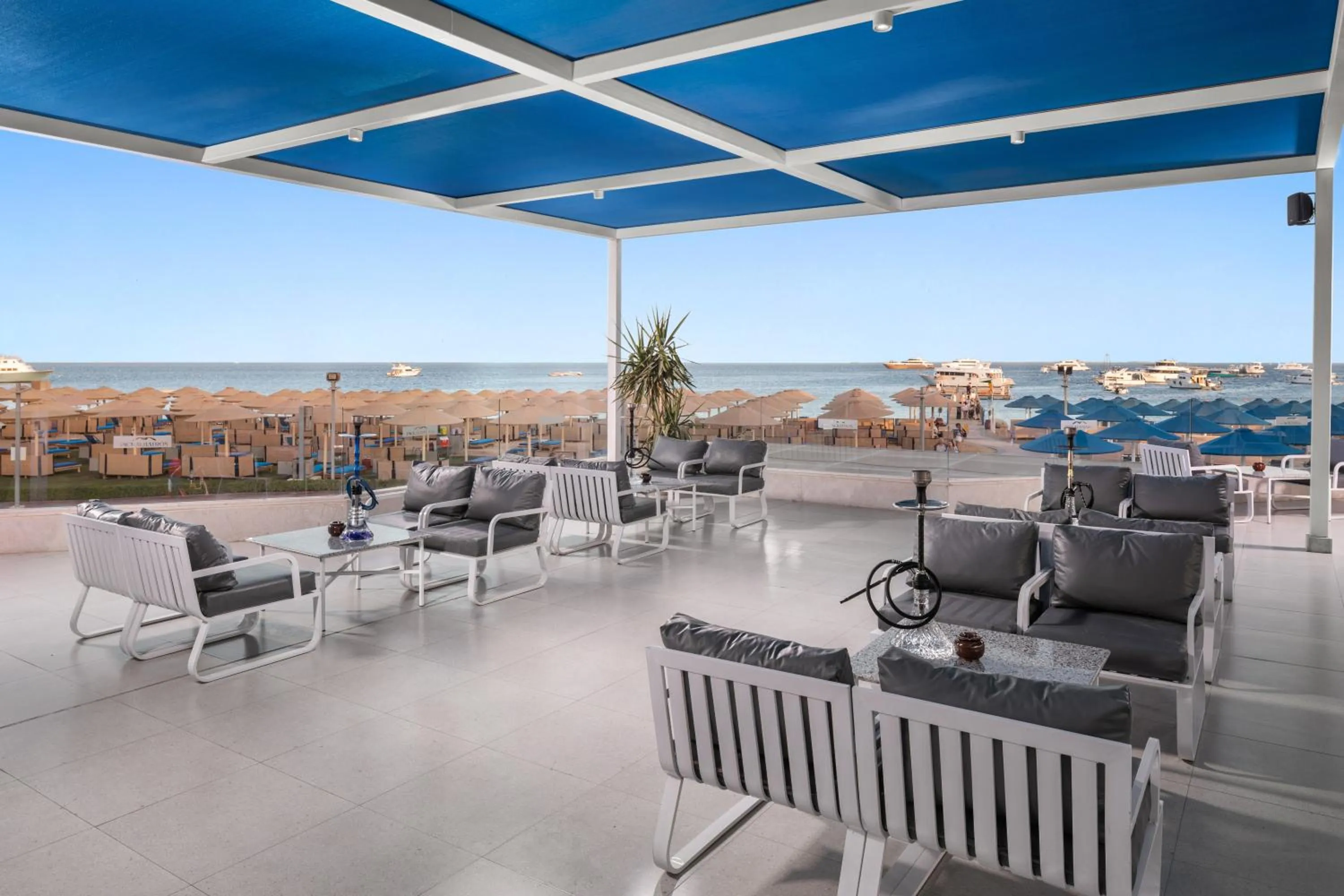 Lounge or bar in Pickalbatros White Beach Resort - Hurghada