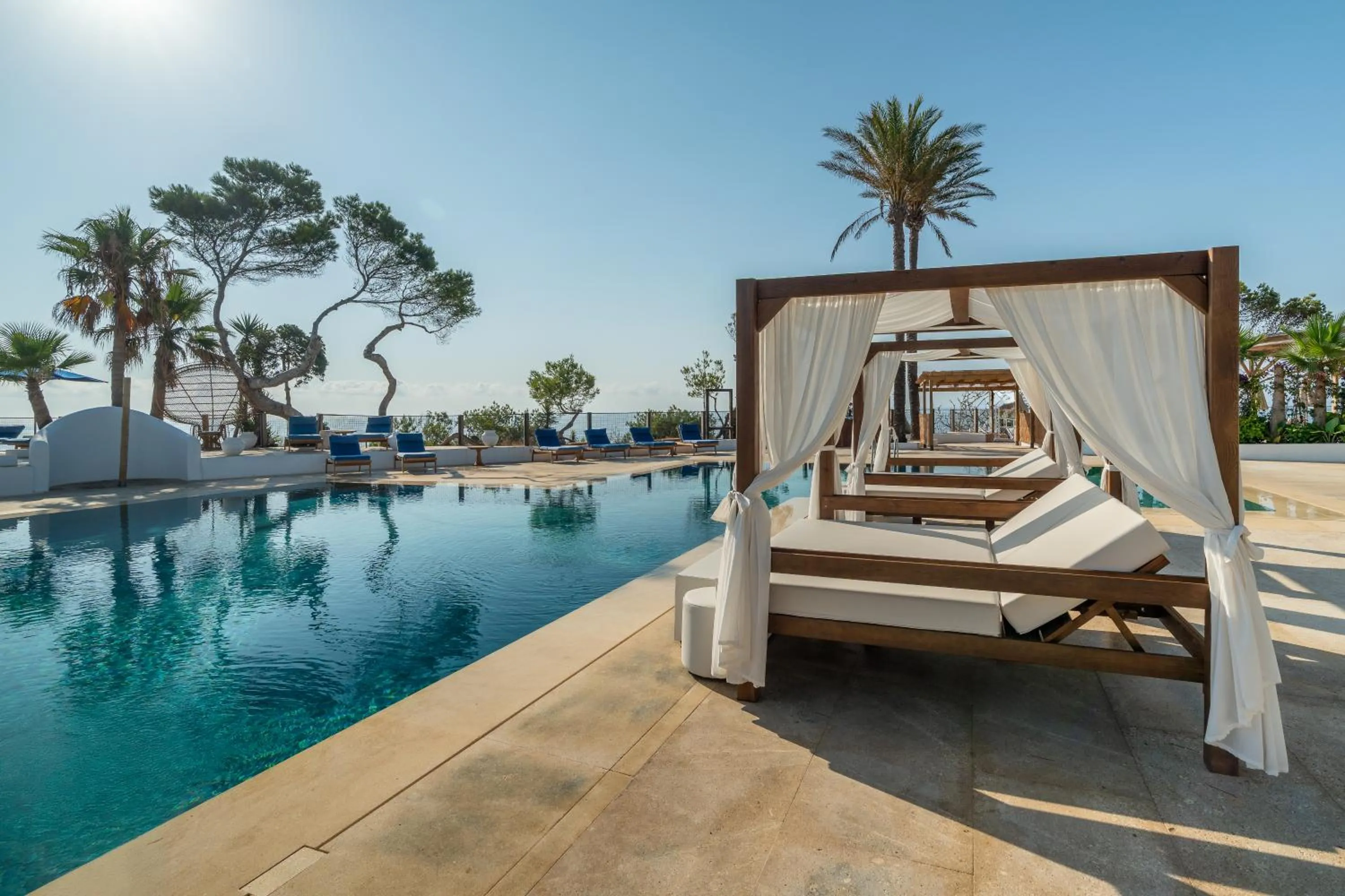 Swimming pool in FERGUS Style Punta Arabi