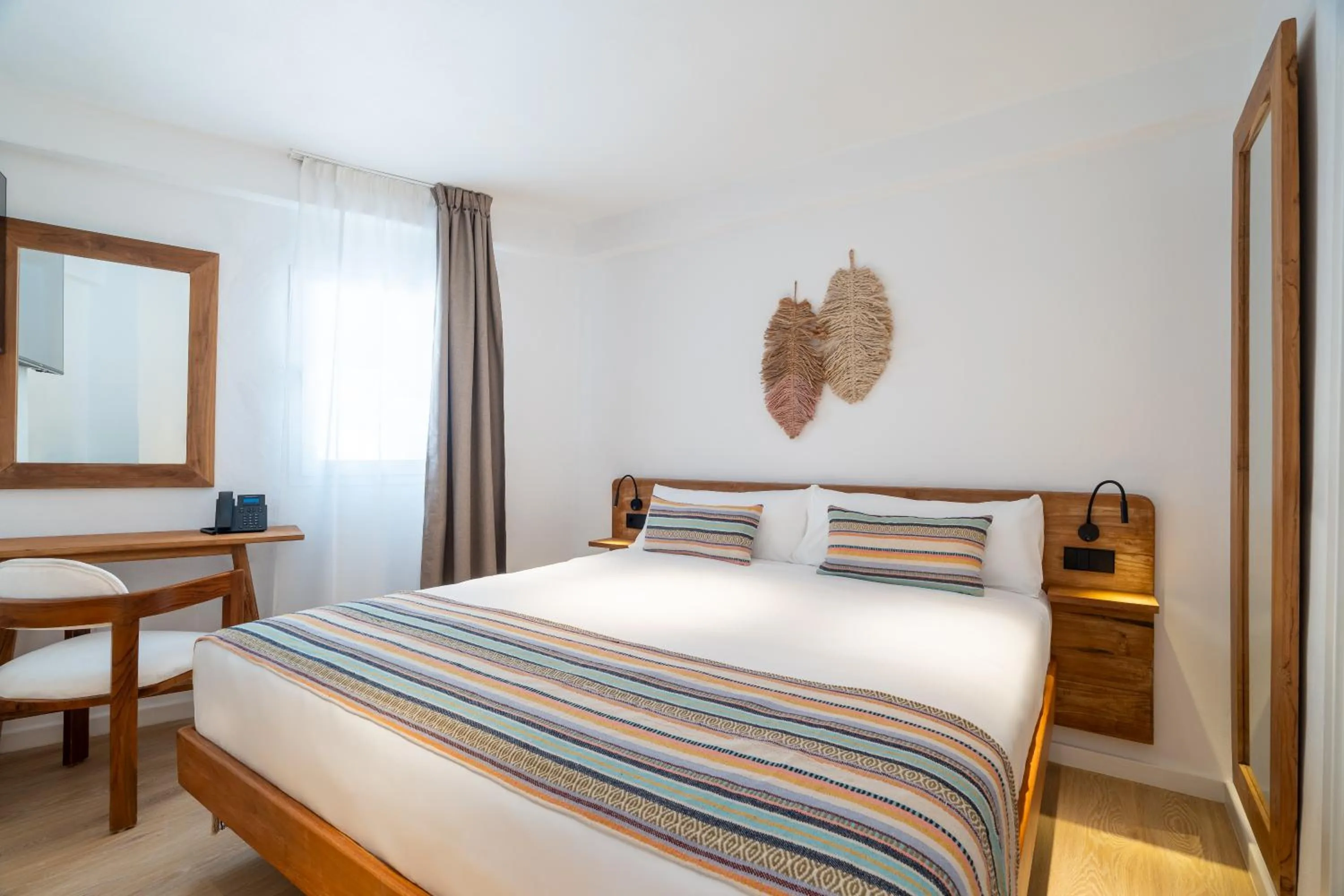 Photo of the whole room, Bed in FERGUS Style Punta Arabi