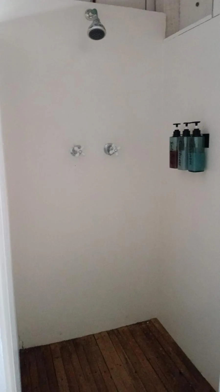 Shower in Ranguana Caye Cabanas