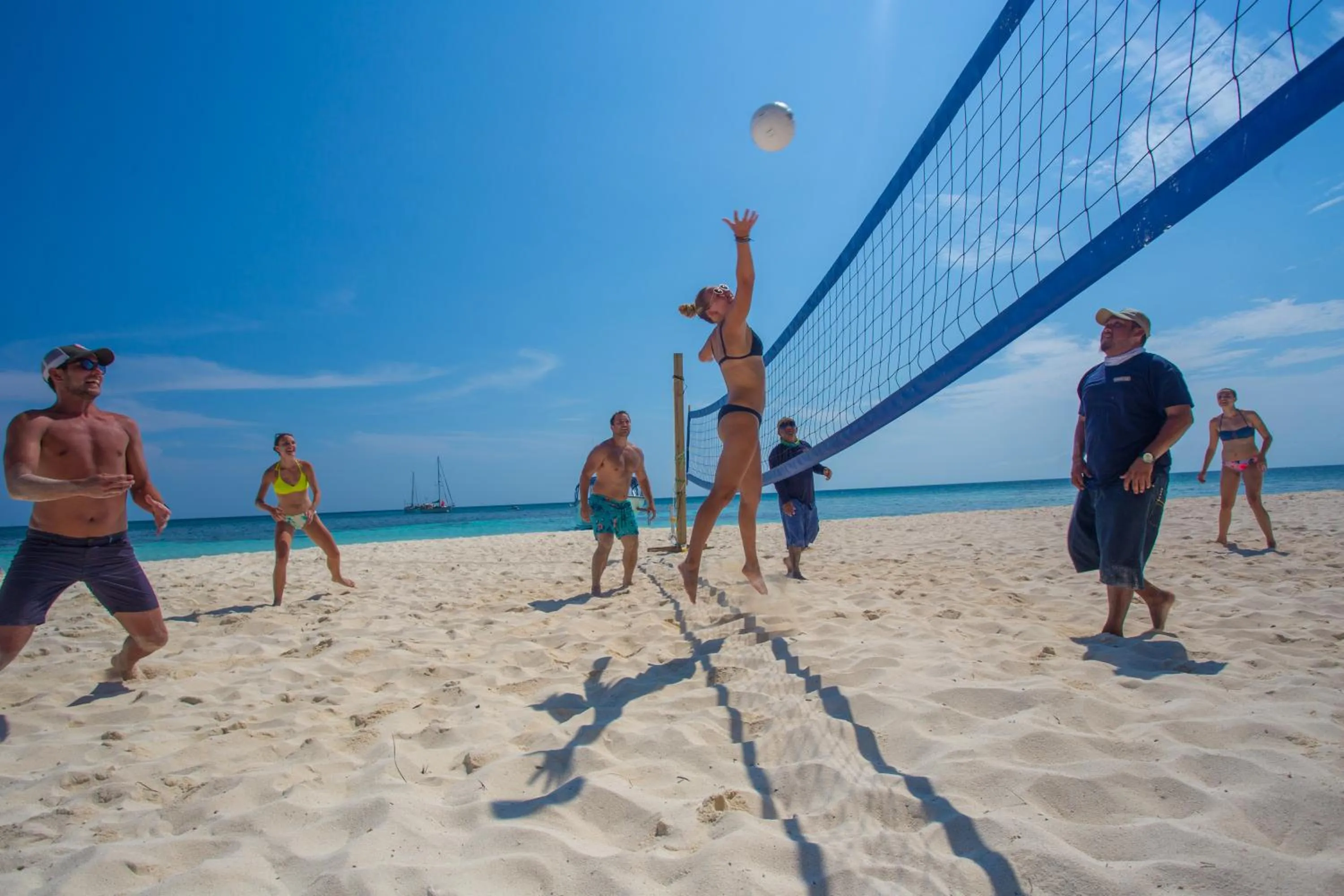 Beach in Ranguana Caye Cabanas